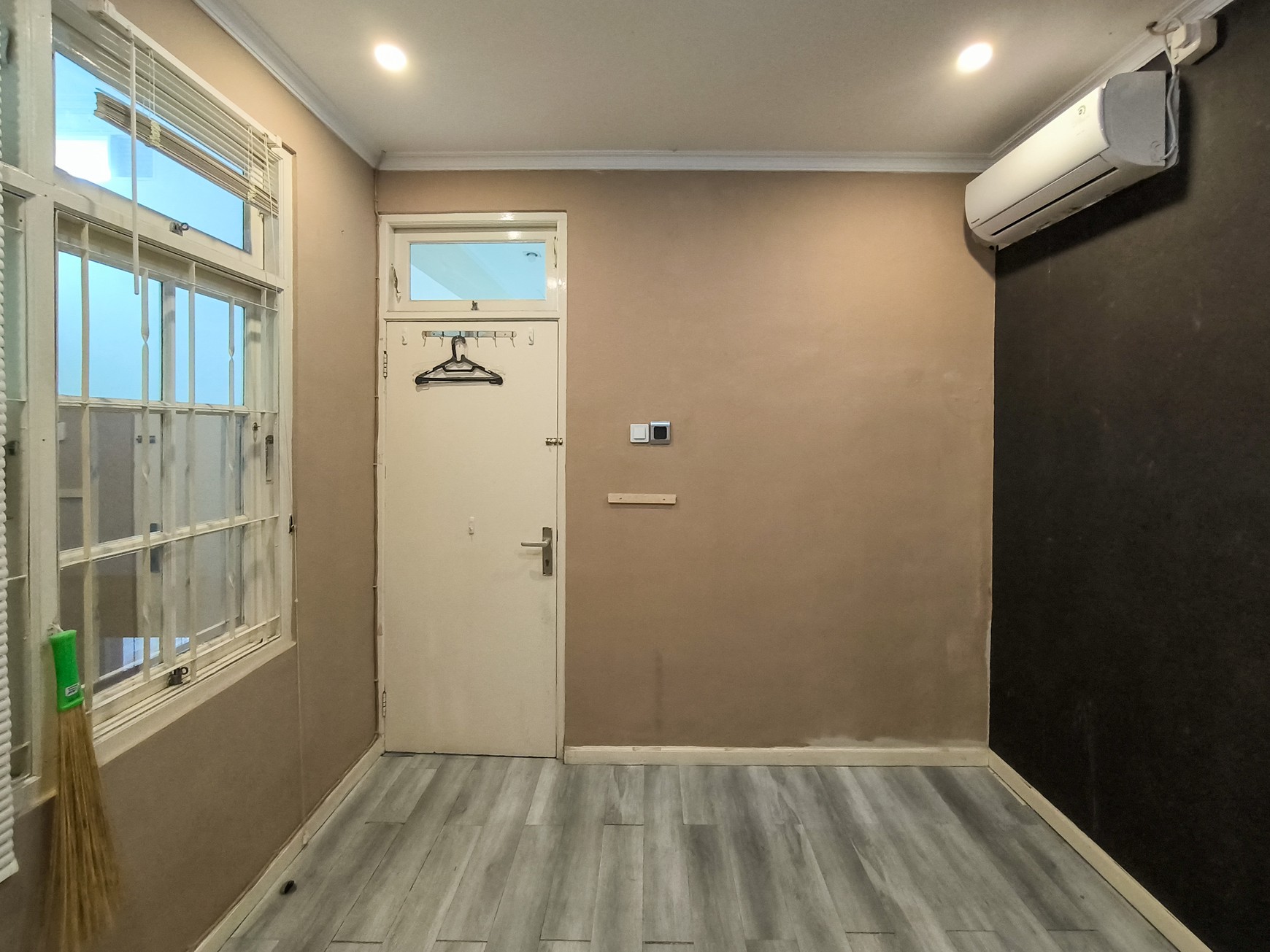 Rumah Siap Huni bangunan rapi di cluster Bintaro Sektor 9