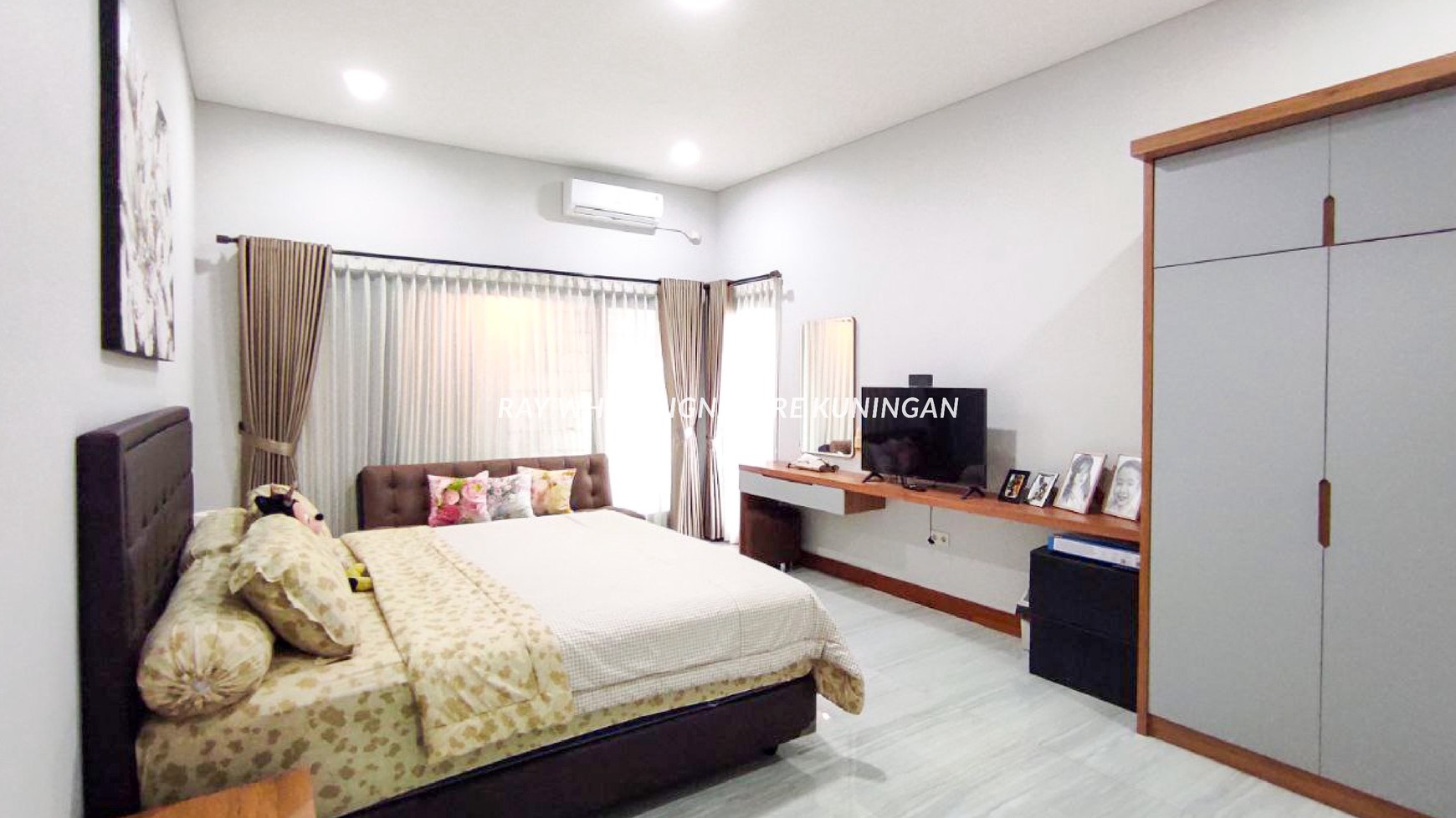 Dijual Rumah Mewah Siap Huni Full Renovated di Sentul City