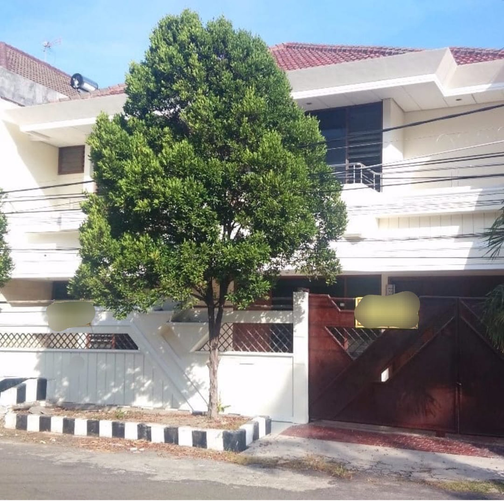 Sewa Rumah Dharmahusada Dekat Galaxy Mall Surabaya