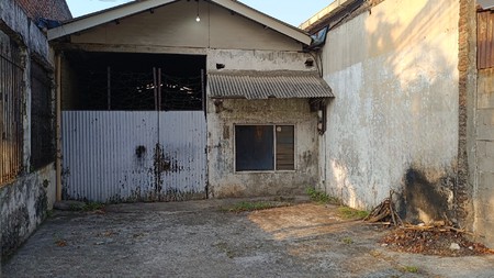 Gudang Multifungsi Strategis Di Waru, Sidoarjo