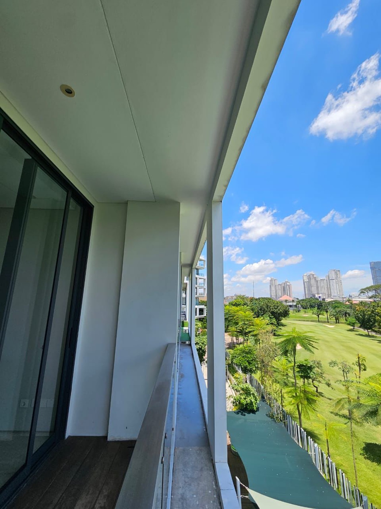 Apartemen The Rosebay 