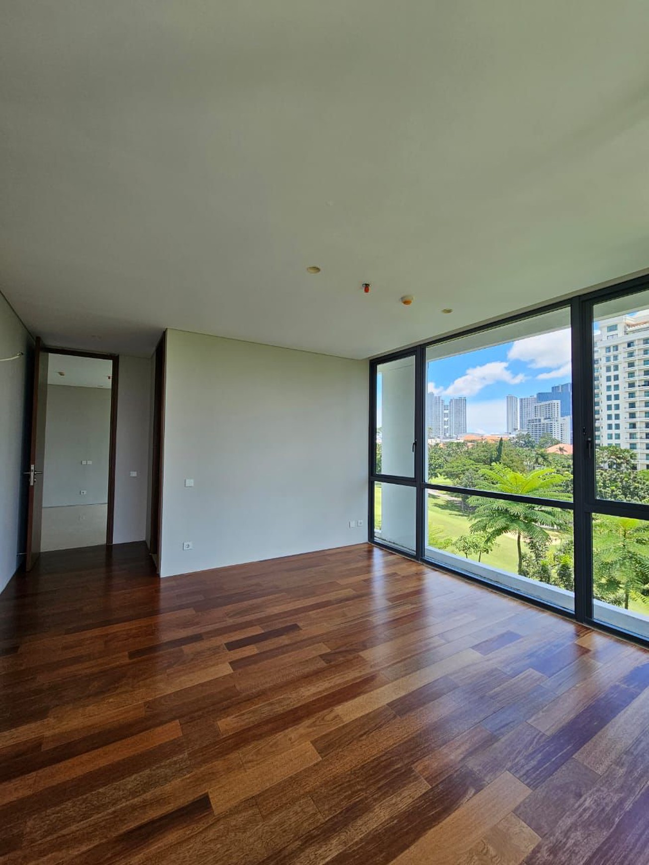Apartemen The Rosebay 