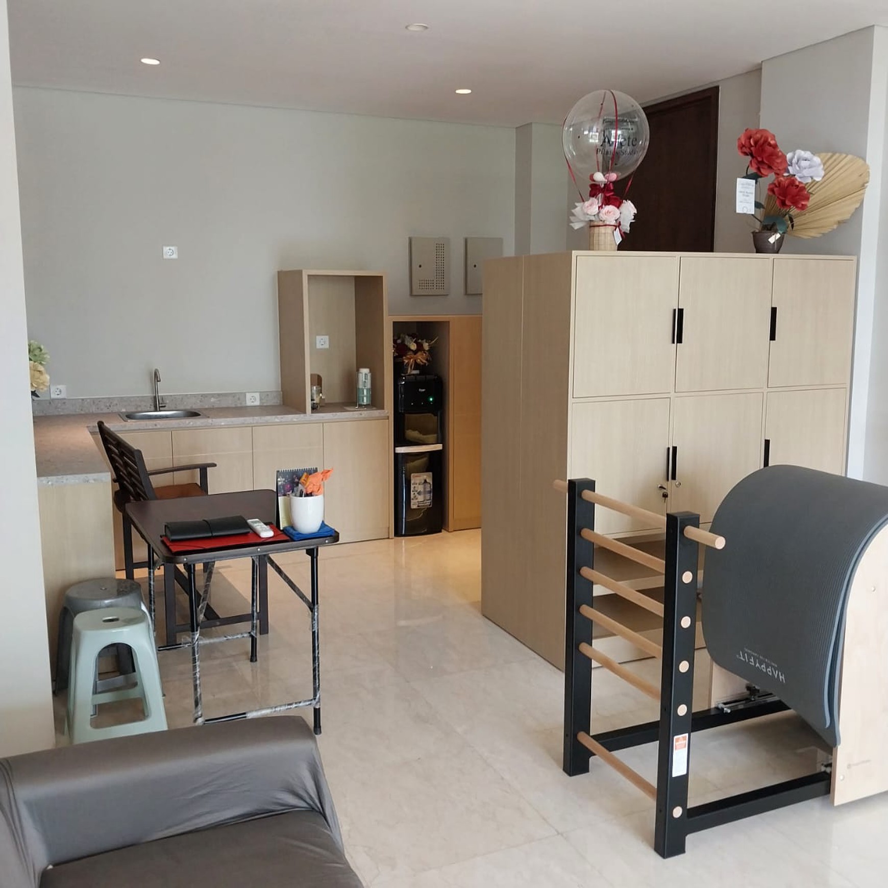 Apartemen The Rosebay 
