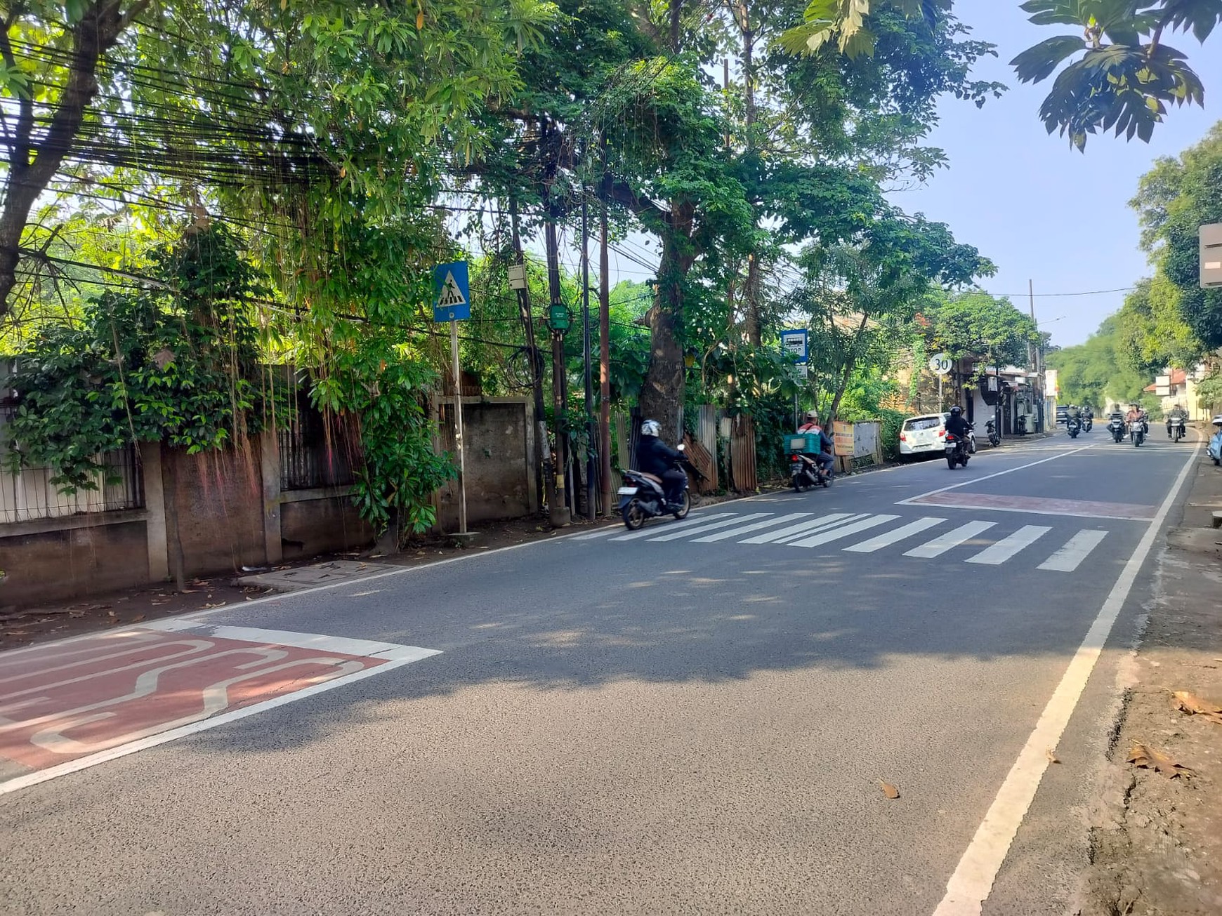 Jagakarsa tanah 1,4 hektar kahfi1 jalan utama harga dibawah njop