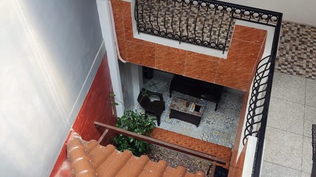 Townhouse Ciracas 5 Kamar Tidur