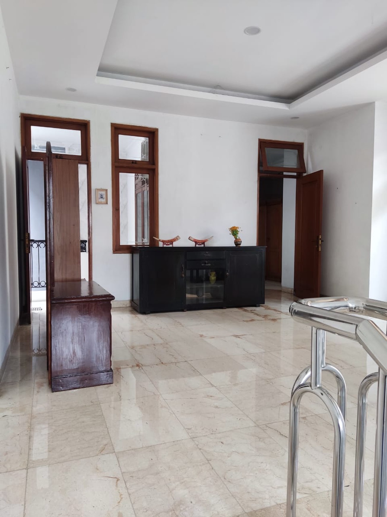 Townhouse Ciracas 5 Kamar Tidur