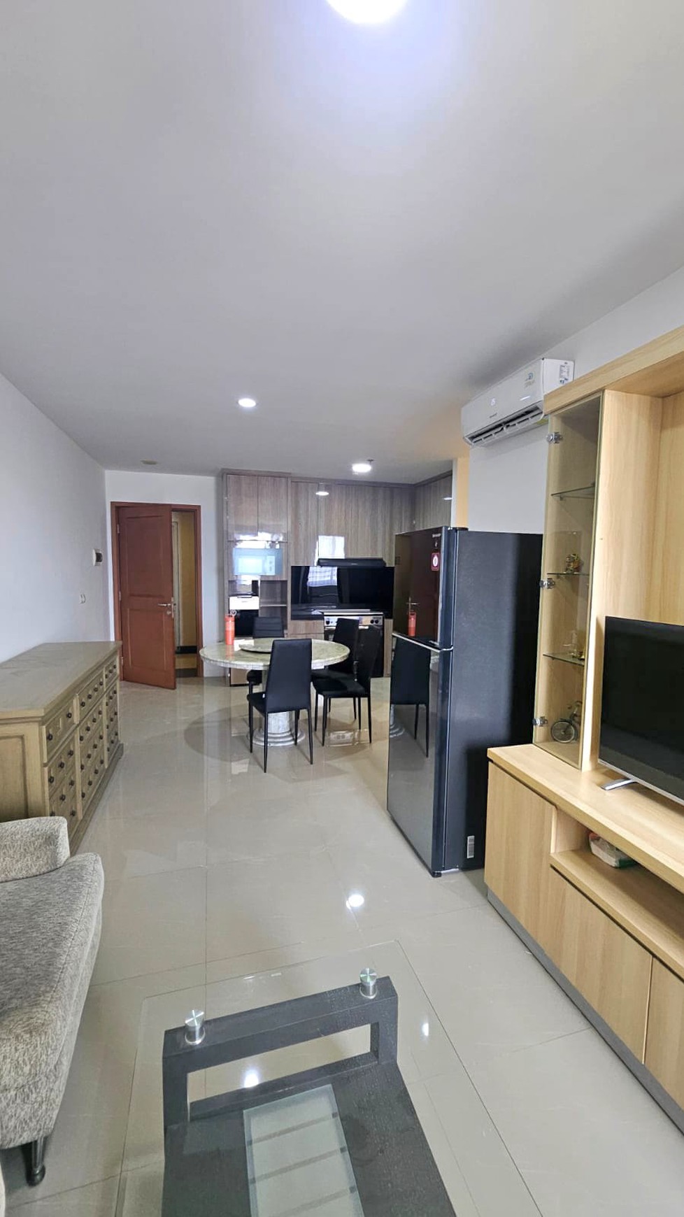 Apartemen Full Furnished Siap Huni di Tengah Kota Lokasi Ramai dan Strategis @Apartemen Paladin Park