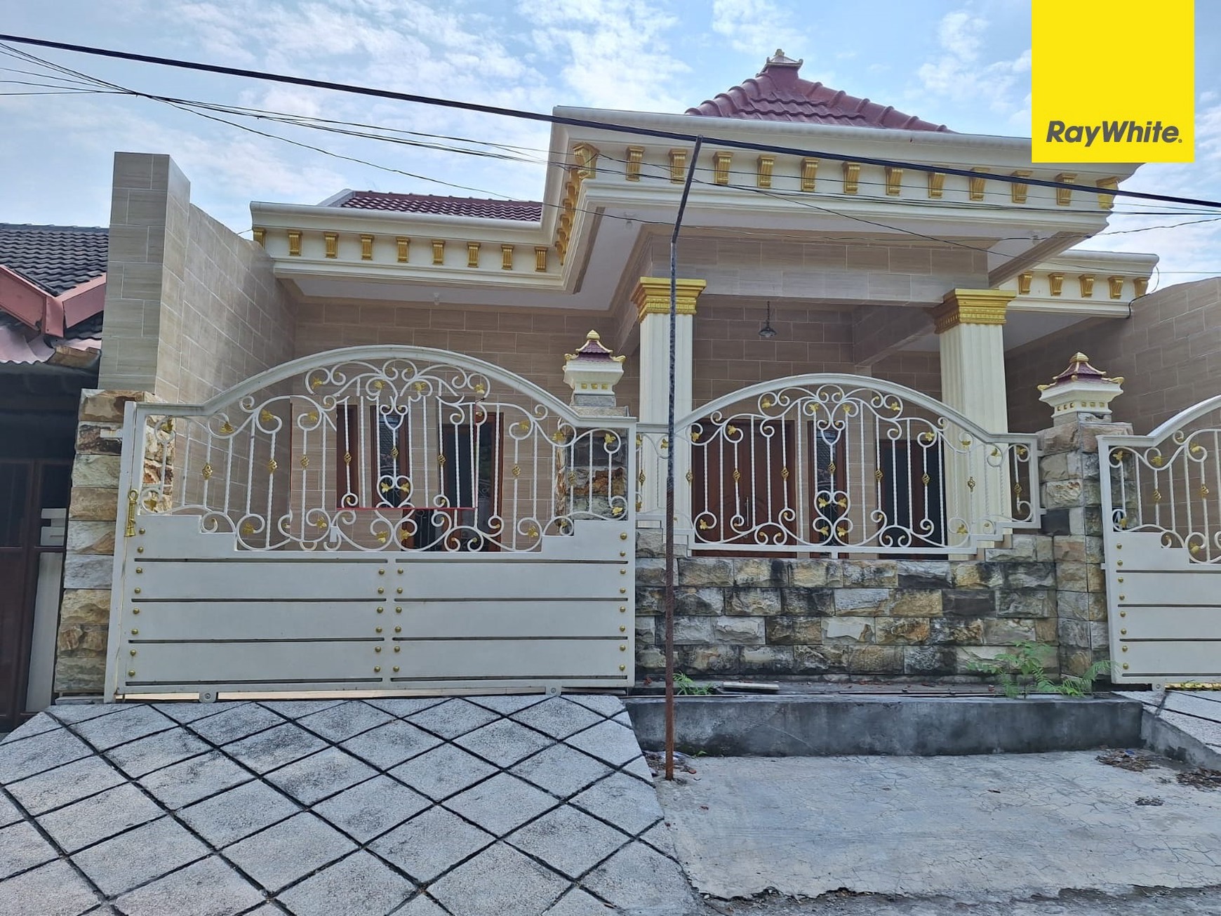 Disewakan Rumah di Rungkut Barata Surabaya