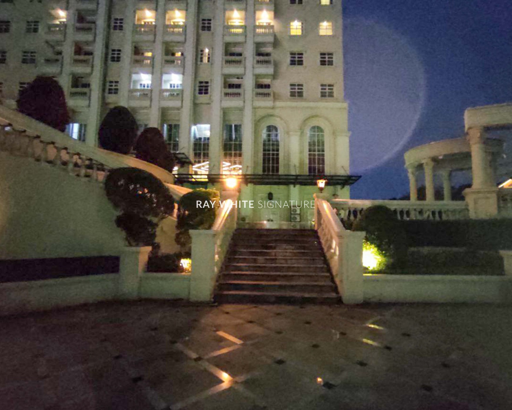Dijual Apartemen Bellezza Tower Louvre Permata Hijau