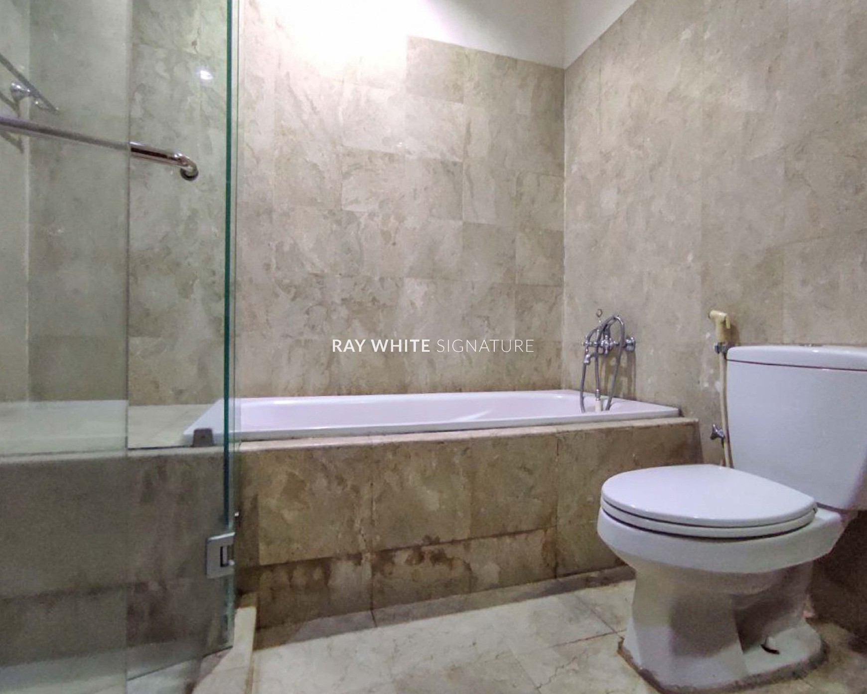 Dijual Apartemen Bellezza Tower Louvre Permata Hijau