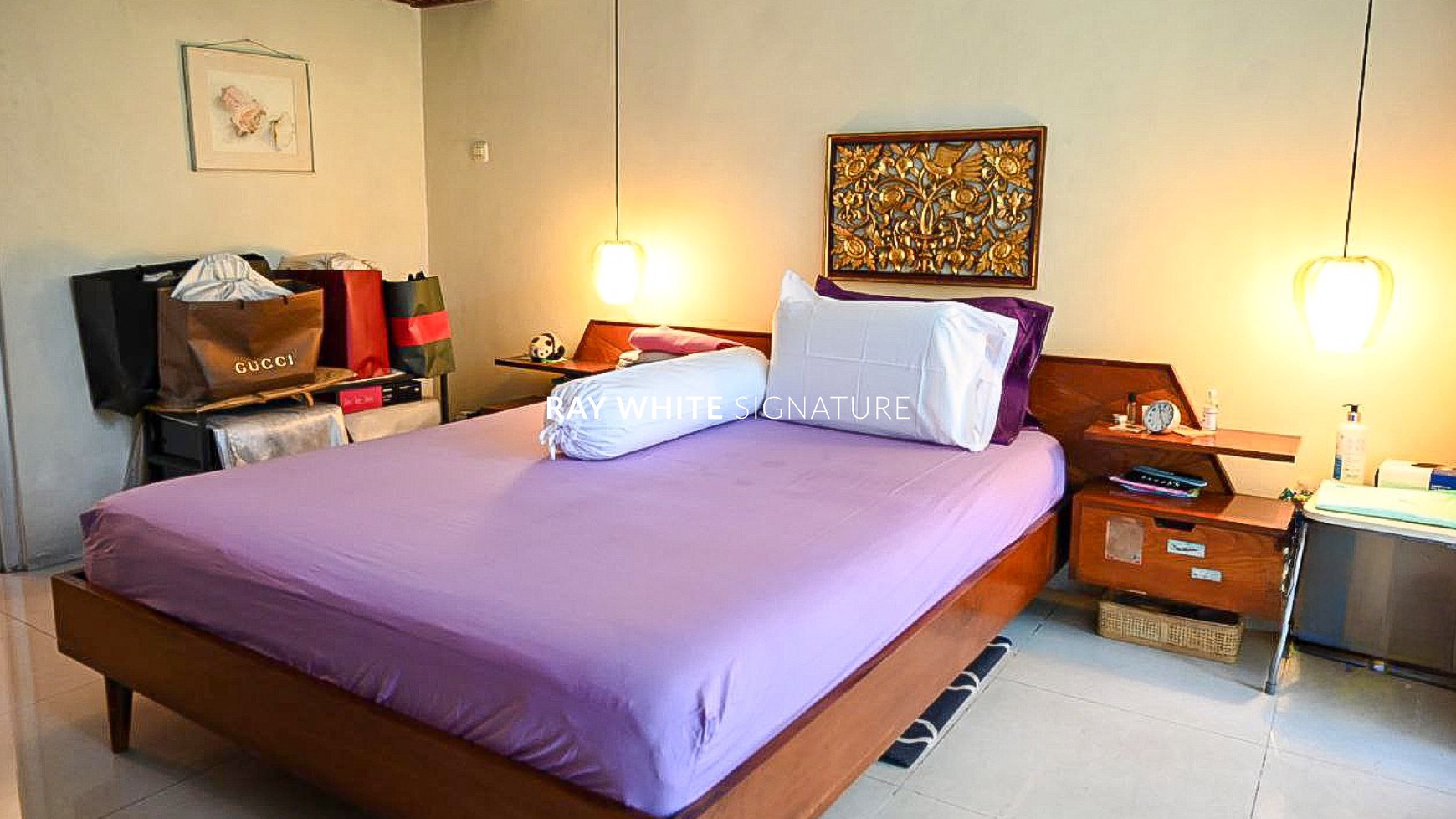 Rumah Lama Terawat Lokasi Prime di Jl Wijaya 5