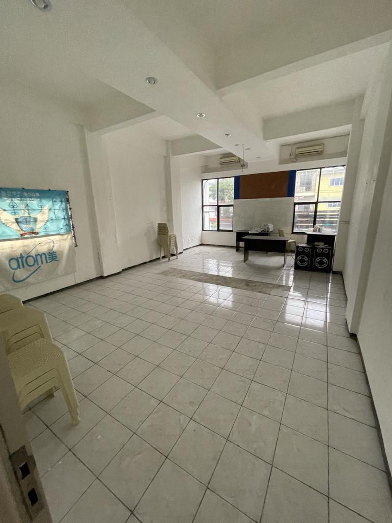 Ruko Raya Kenjeran Surabaya, 3 Lantai - NOL Jalan Raya, Siap pakai Rp 2,49 M