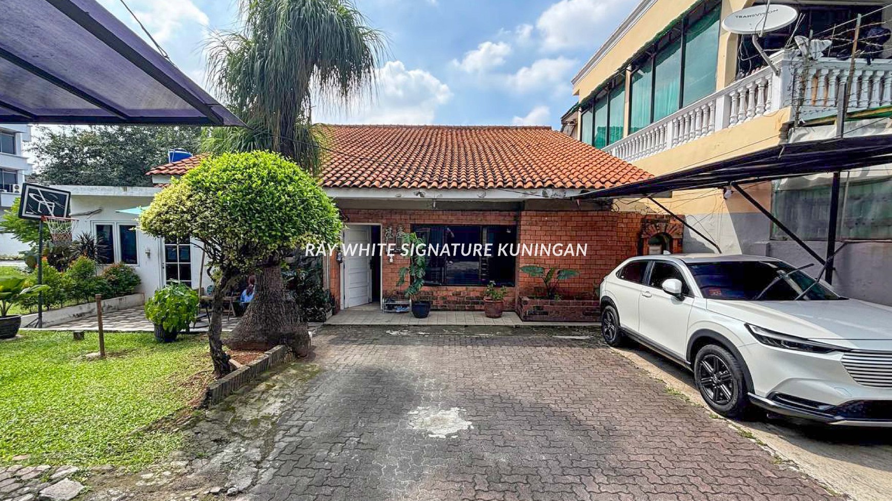 Rumah Lama 1 Lantai Cocok Untuk Bisnis di Jl Bangka Zona Komersial