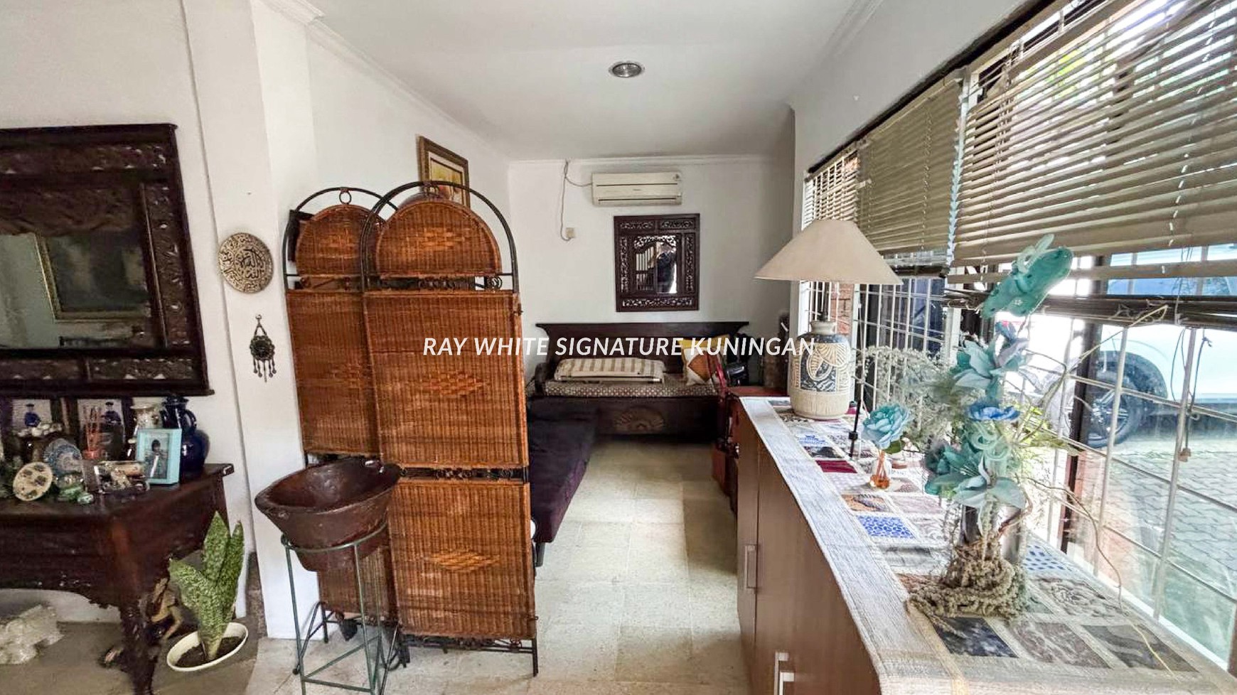 Rumah Lama 1 Lantai Cocok Untuk Bisnis di Jl Bangka Zona Komersial