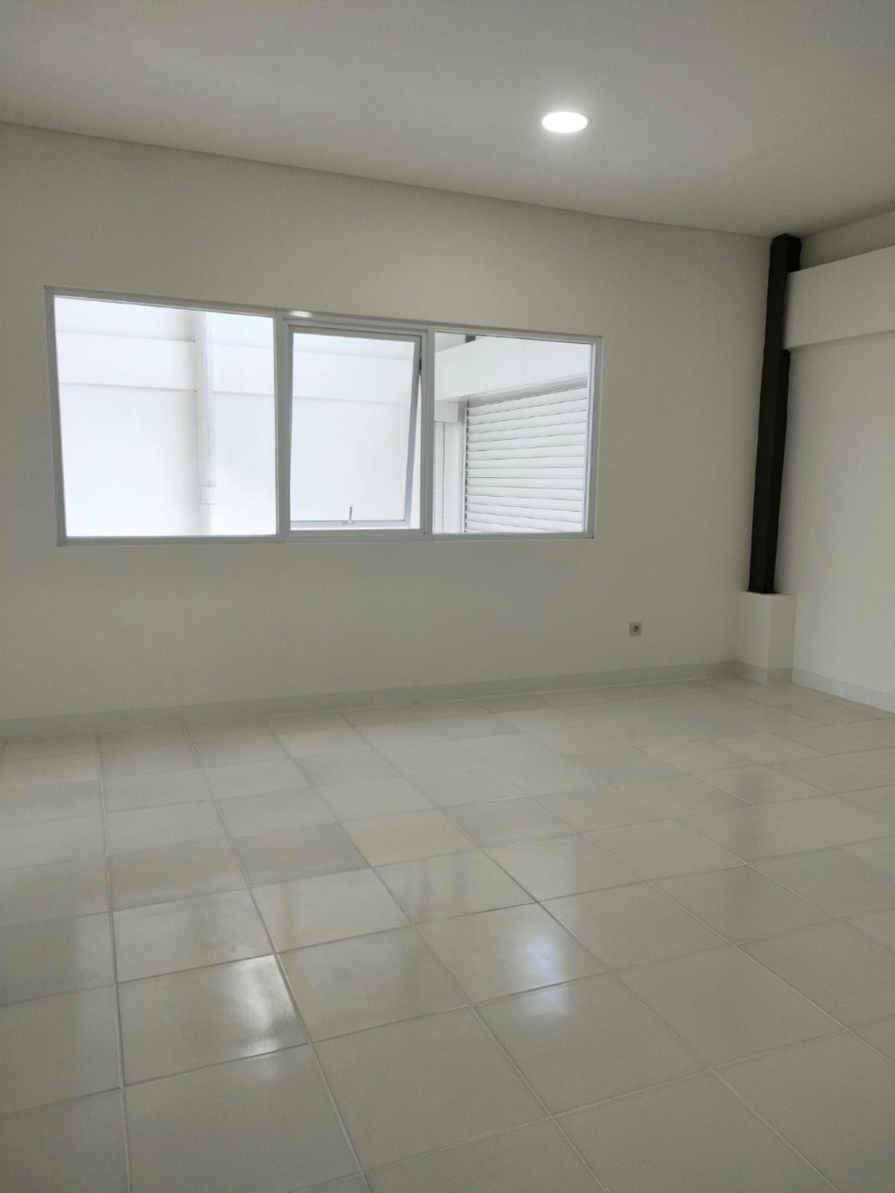 Gudang 2 Lantai di AKR GEM City ELP JIIPE Manyar, Gresik 