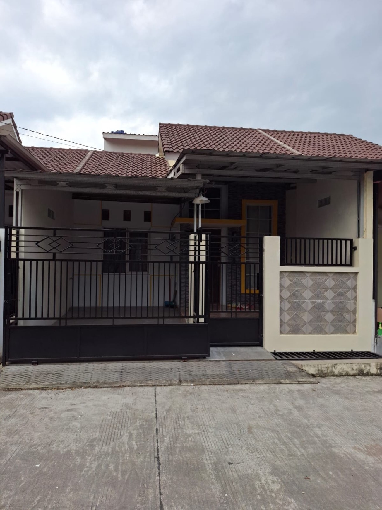 Rumah Siap Huni Permata Legenda 3 Padurenan Mustika Jaya Bekasi