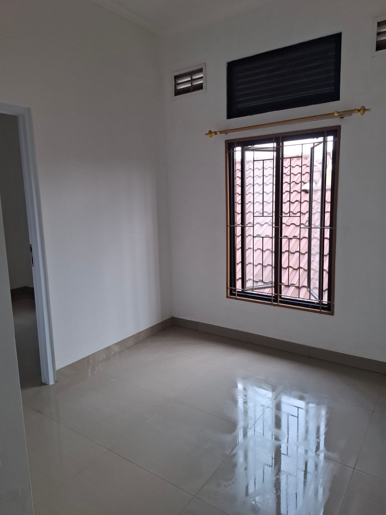 Rumah Siap Huni Permata Legenda 3 Padurenan Mustika Jaya Bekasi