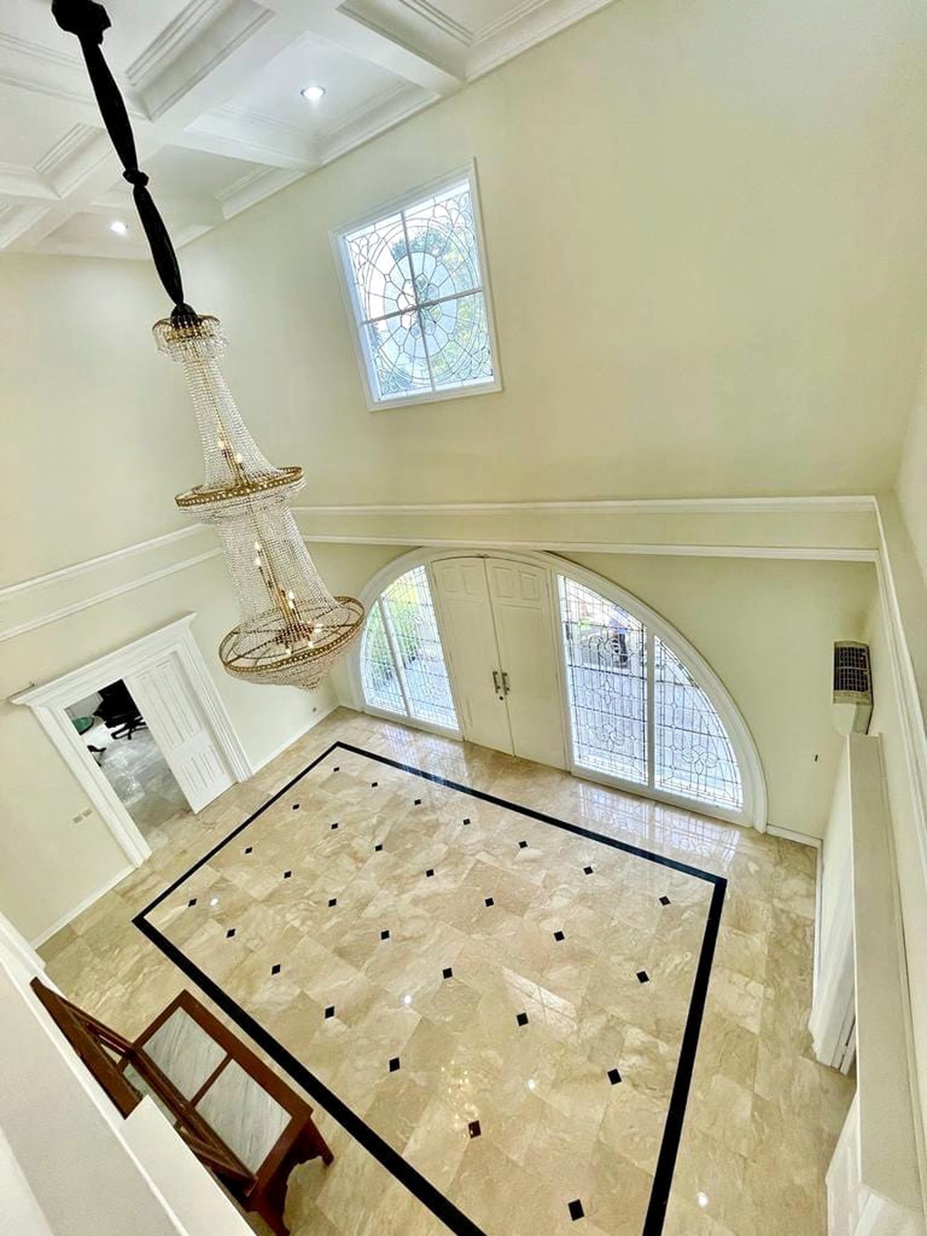 Rumah Super Mewah di Kawasan Premium Pondok Indah Siap Huni