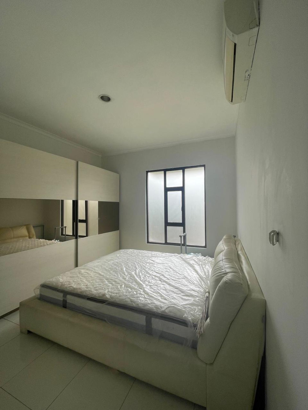 Rumah minimalis 2 lantai di Cluster Verdant View, The Icon BSD City