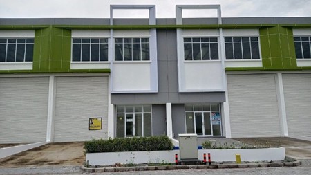 Gudang 2 Lantai AKR GEM City di ELP JIIPE Manyar, Gresik