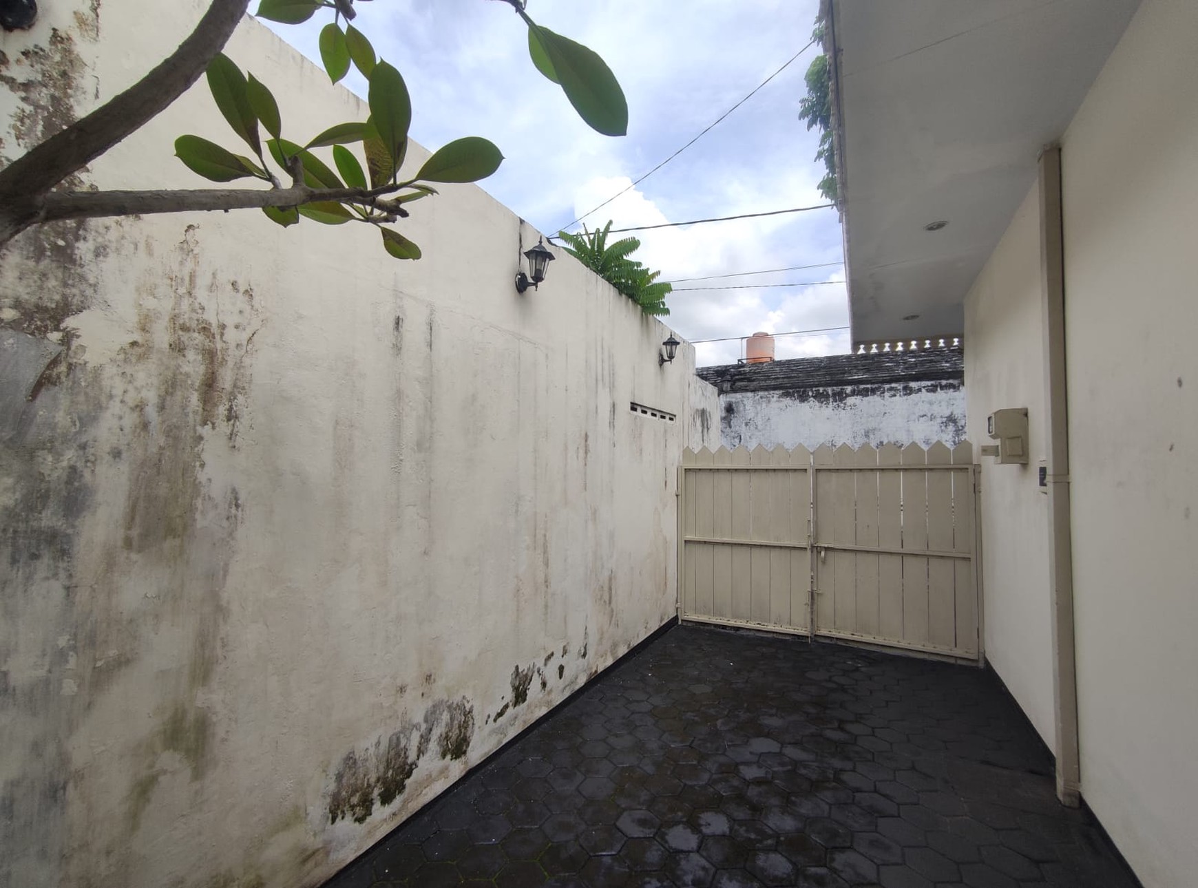 Rumah Cocok Untuk Homestay Bernuansa Klasik Di Area Kraton Yogyakarta