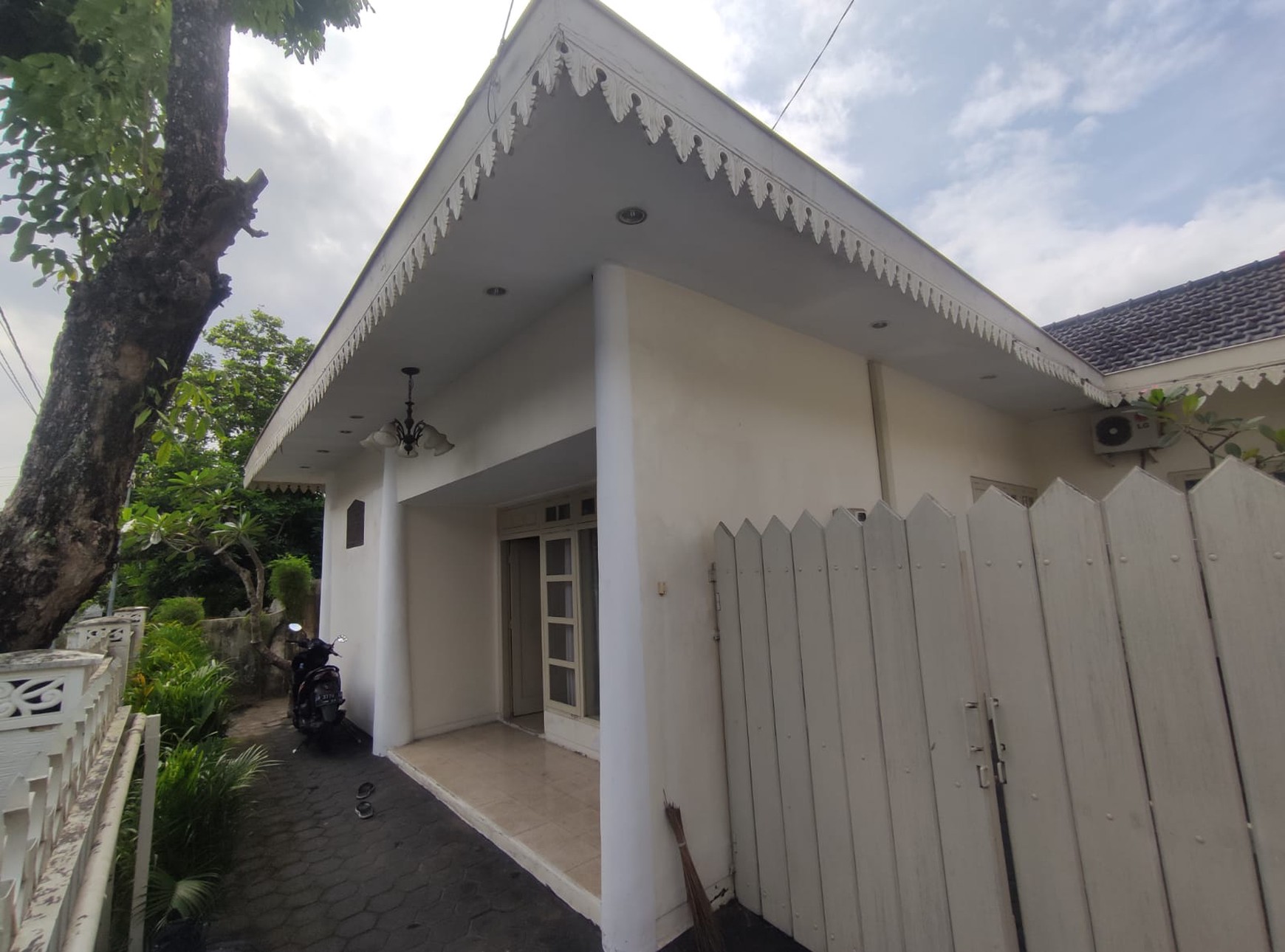 Rumah Cocok Untuk Homestay Bernuansa Klasik Di Area Kraton Yogyakarta