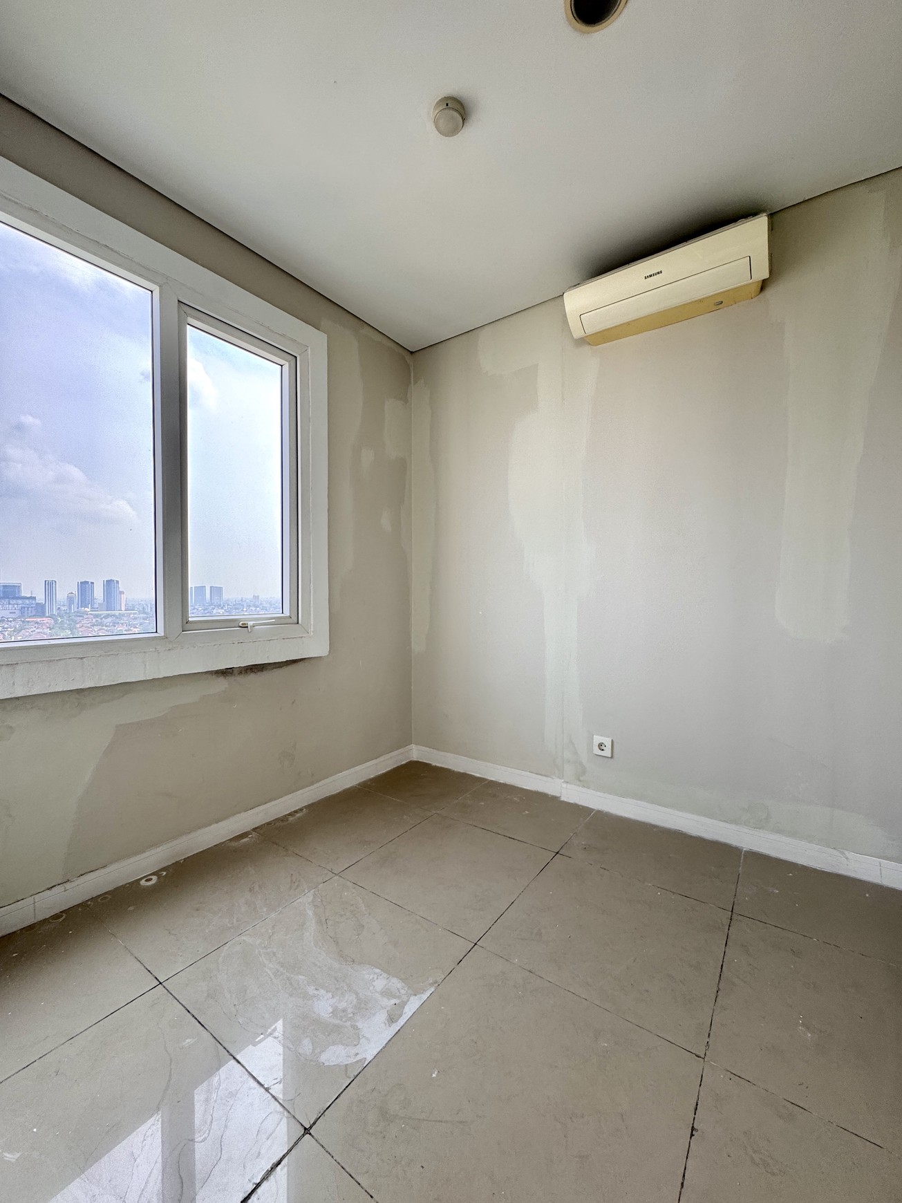 Dijual Apartemen Metro Park Residence, Tower Manhattan, Kebon Jeruk, Jakarta Barat