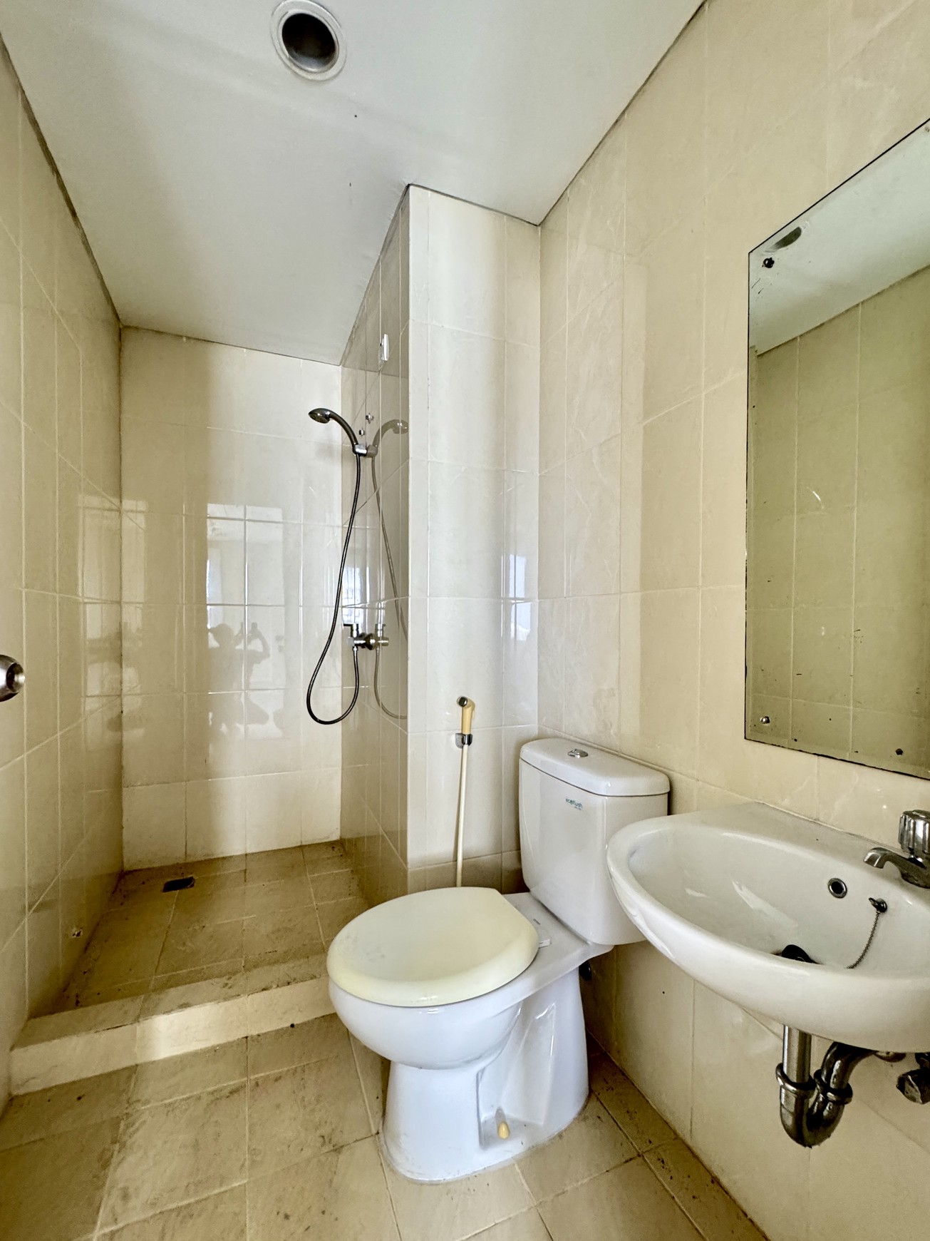 Dijual Apartemen Metro Park Residence, Tower Manhattan, Kebon Jeruk, Jakarta Barat