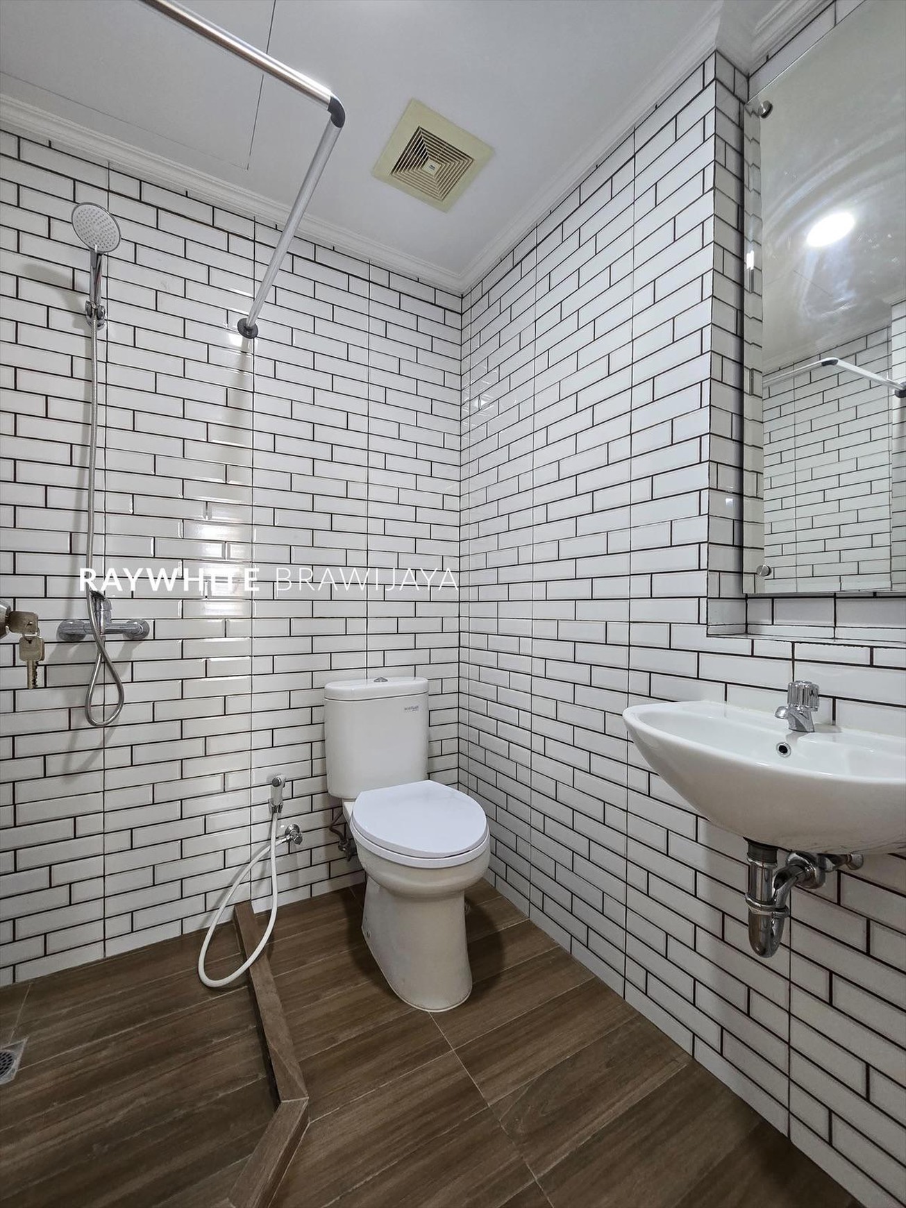  Apartemen Aspen Residences Tower B High Floor