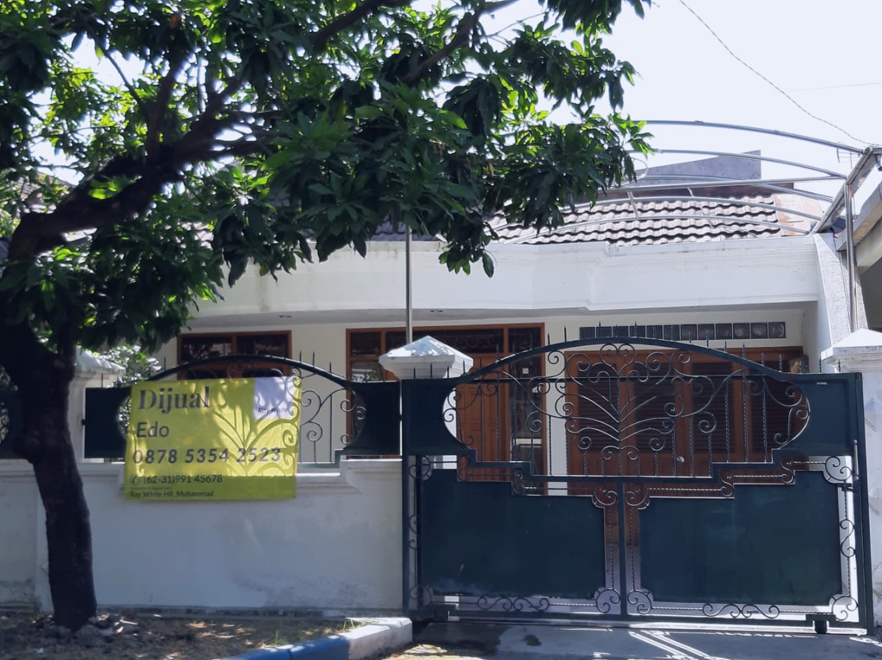 Jual Rumah Baruk Utara dekat Raya MERR, Cocok Dibangun Ulang utk Kos-Kosan