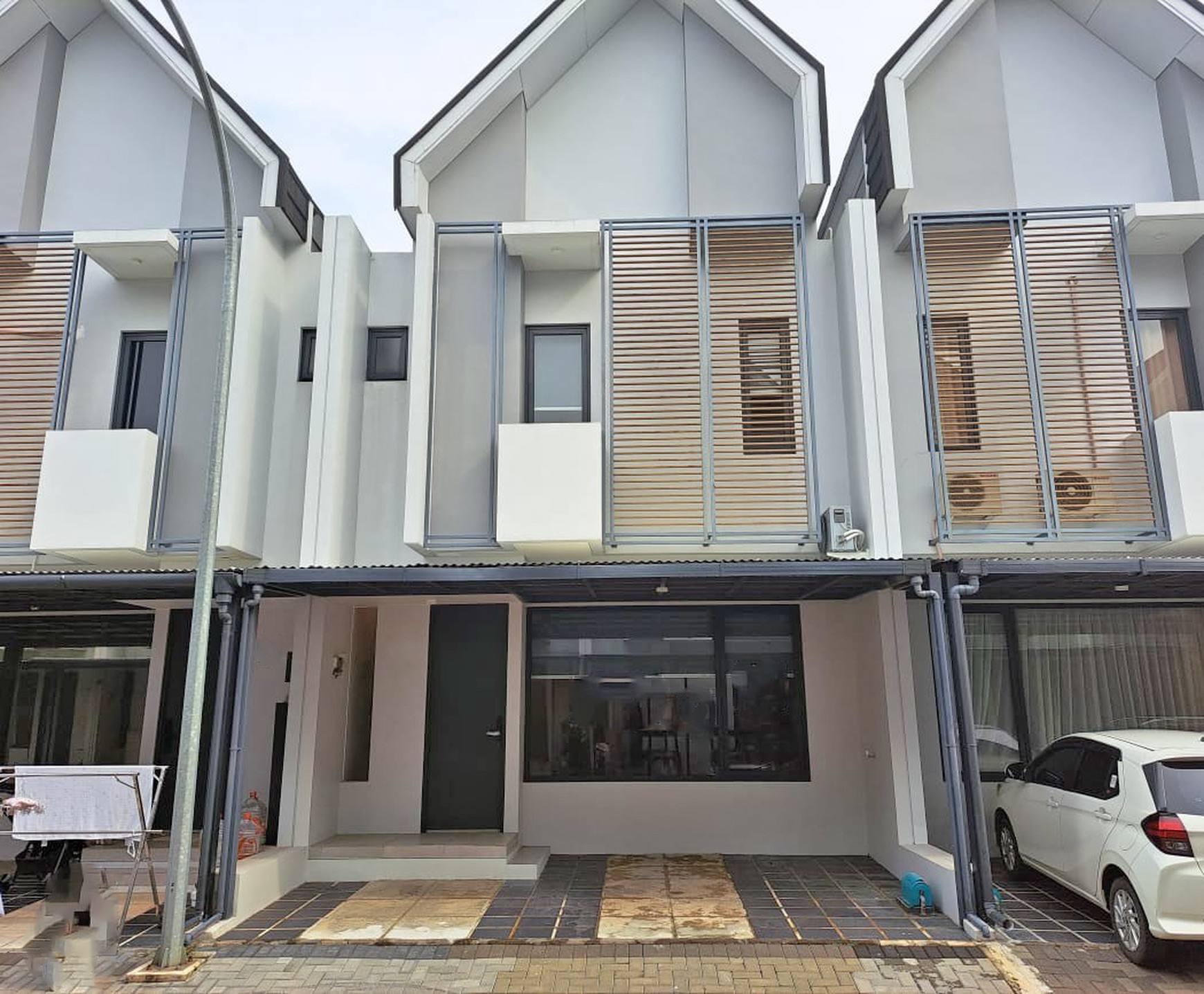 Rumah Minimalis di Myza Type Cosmo BSD City