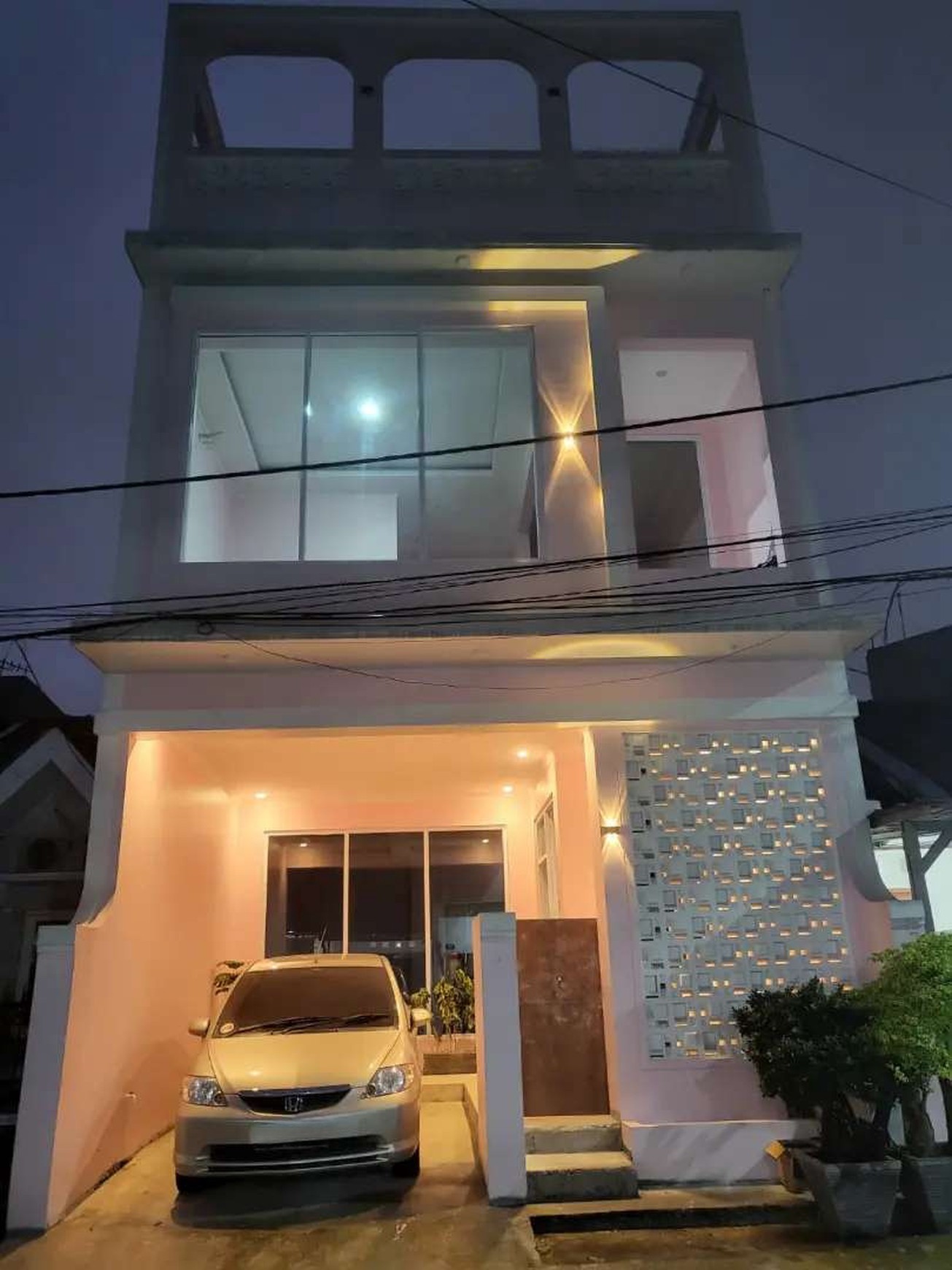 Flash Sale. Rumah 3,5 lantai Cluster Catalina, Gading Serpong
