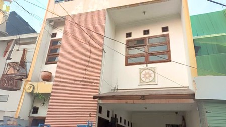 Rumah Tinggal di Cikoko Barat Pancoran Jaksel