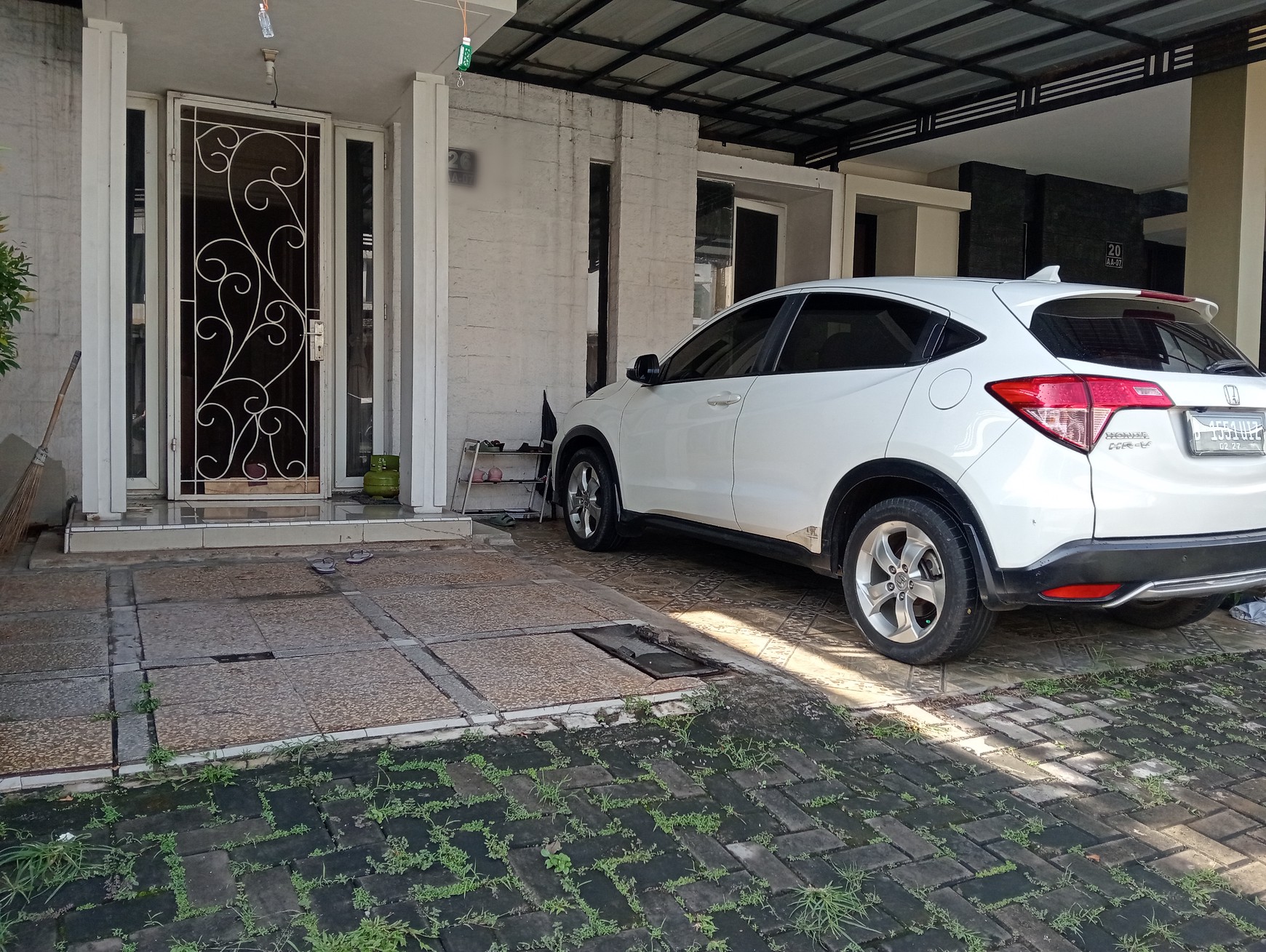 Rumah Hitung Tanah Area Cipete