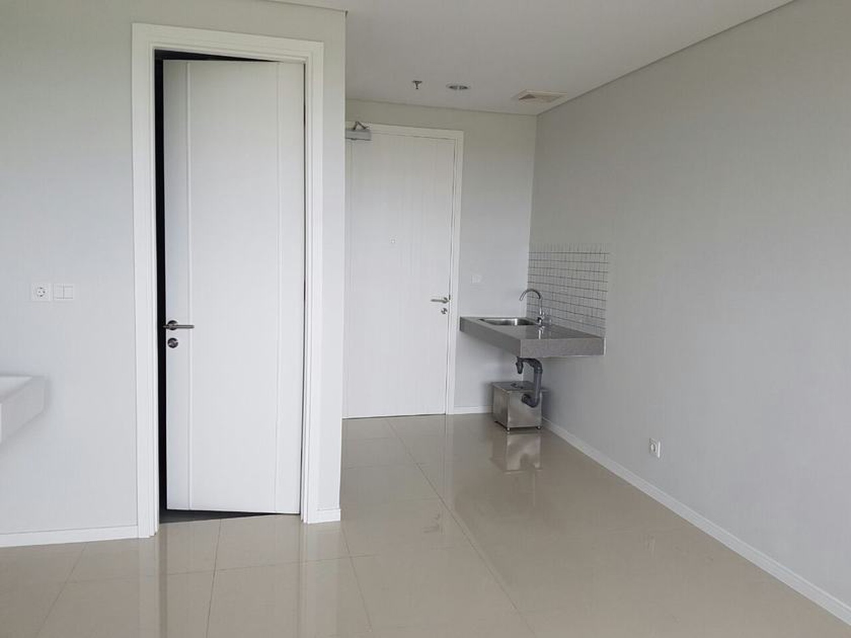 Dijual  cepat murah strategis tengah kota Paddington Apartemen Type studio, View bagus, Alam Sutera