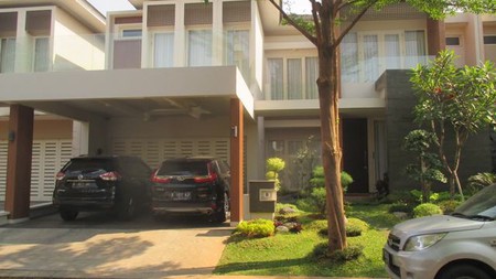 Dijual cepat rumah lay out cantik konsep Green Cluster harga menarik, lokasi Prima, siap huni.