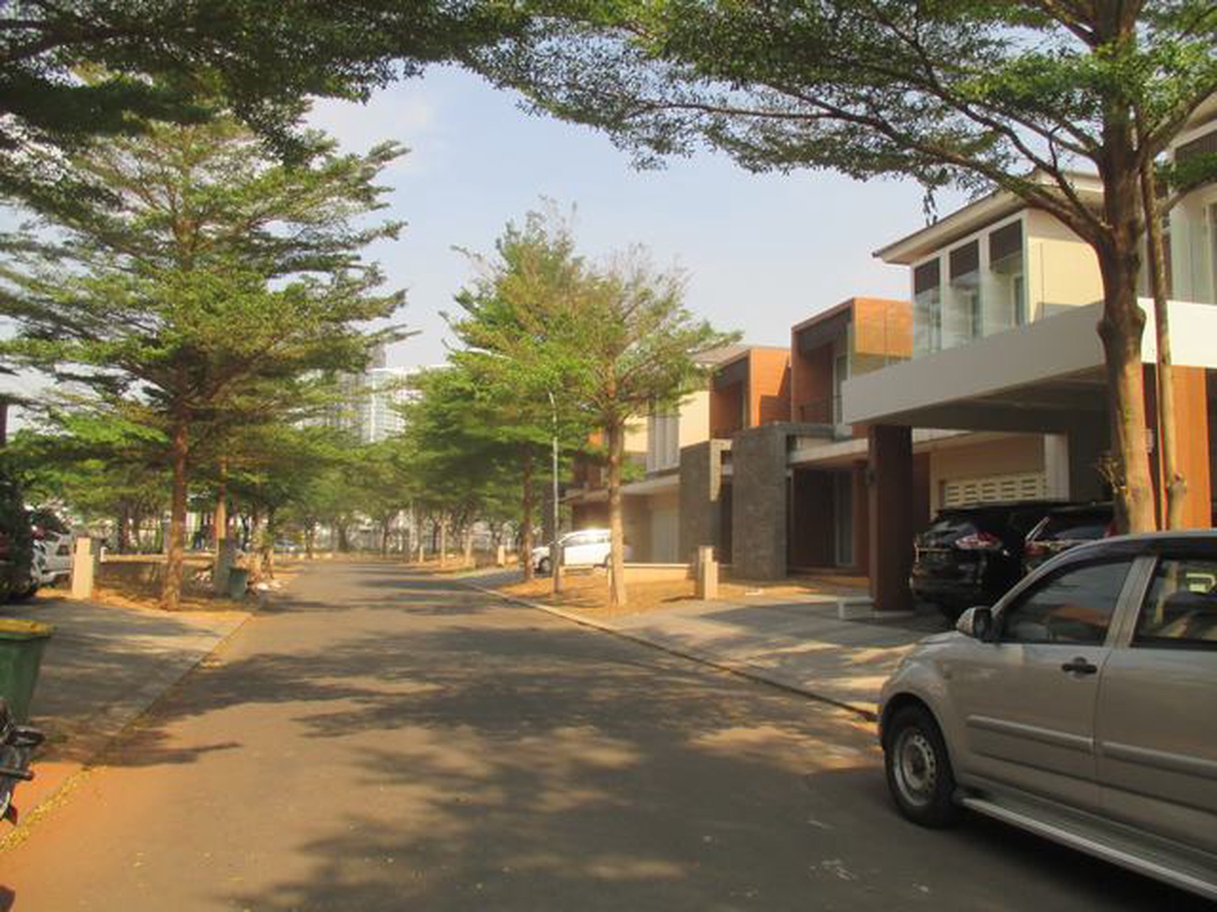 Dijual cepat rumah lay out cantik konsep Green Cluster harga menarik, lokasi Prima, siap huni.