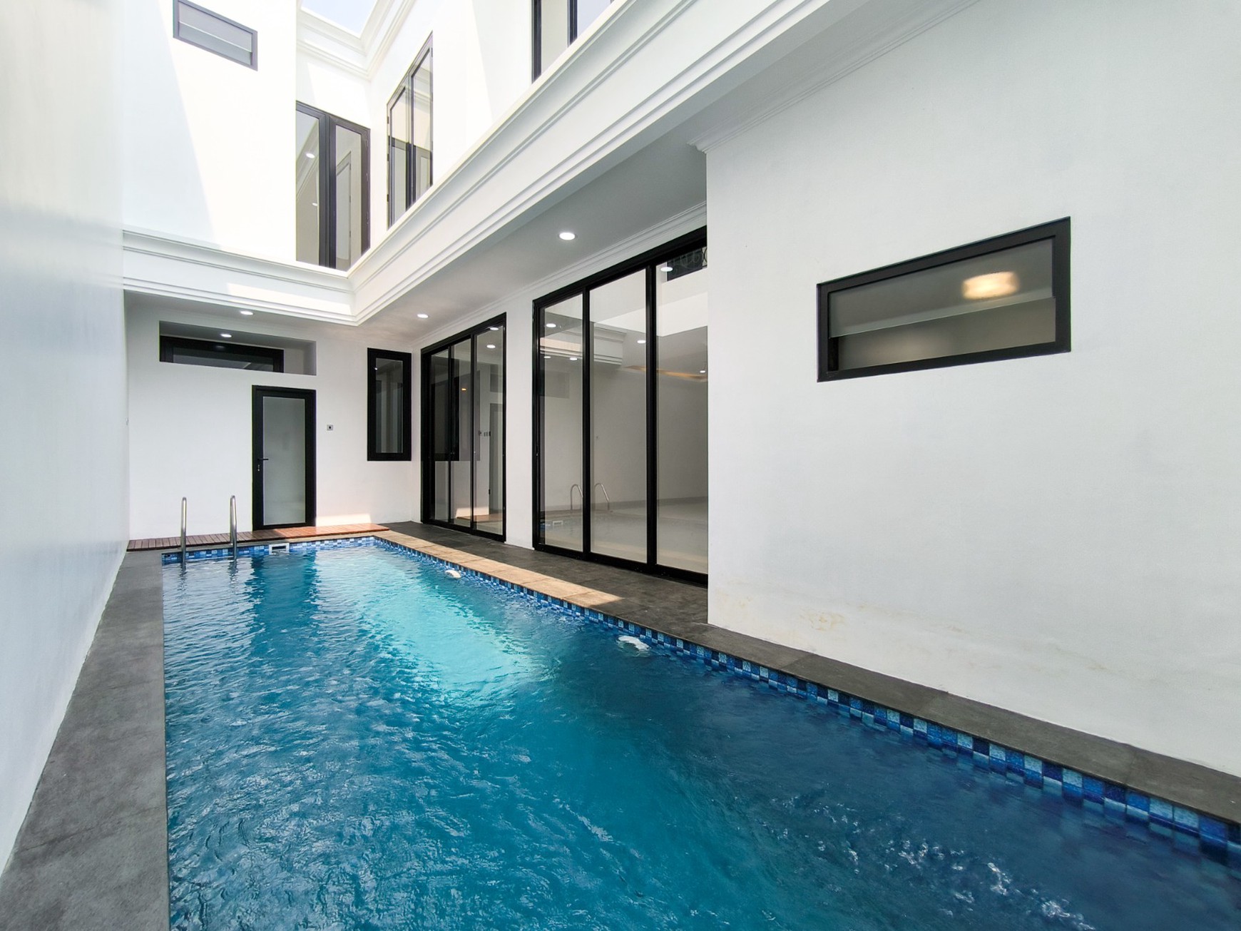 Rumah Band New,ada swimming pool di Bintaro Jaya 9
