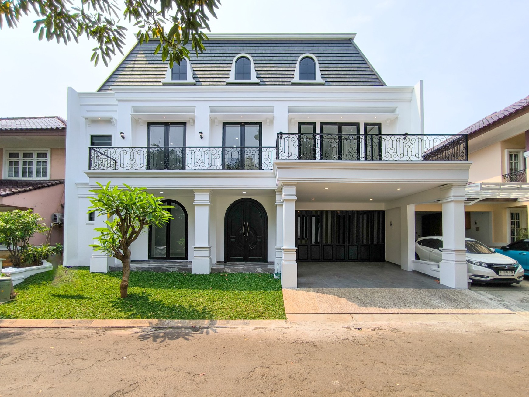 Rumah Band New,ada swimming pool di Bintaro Jaya 9