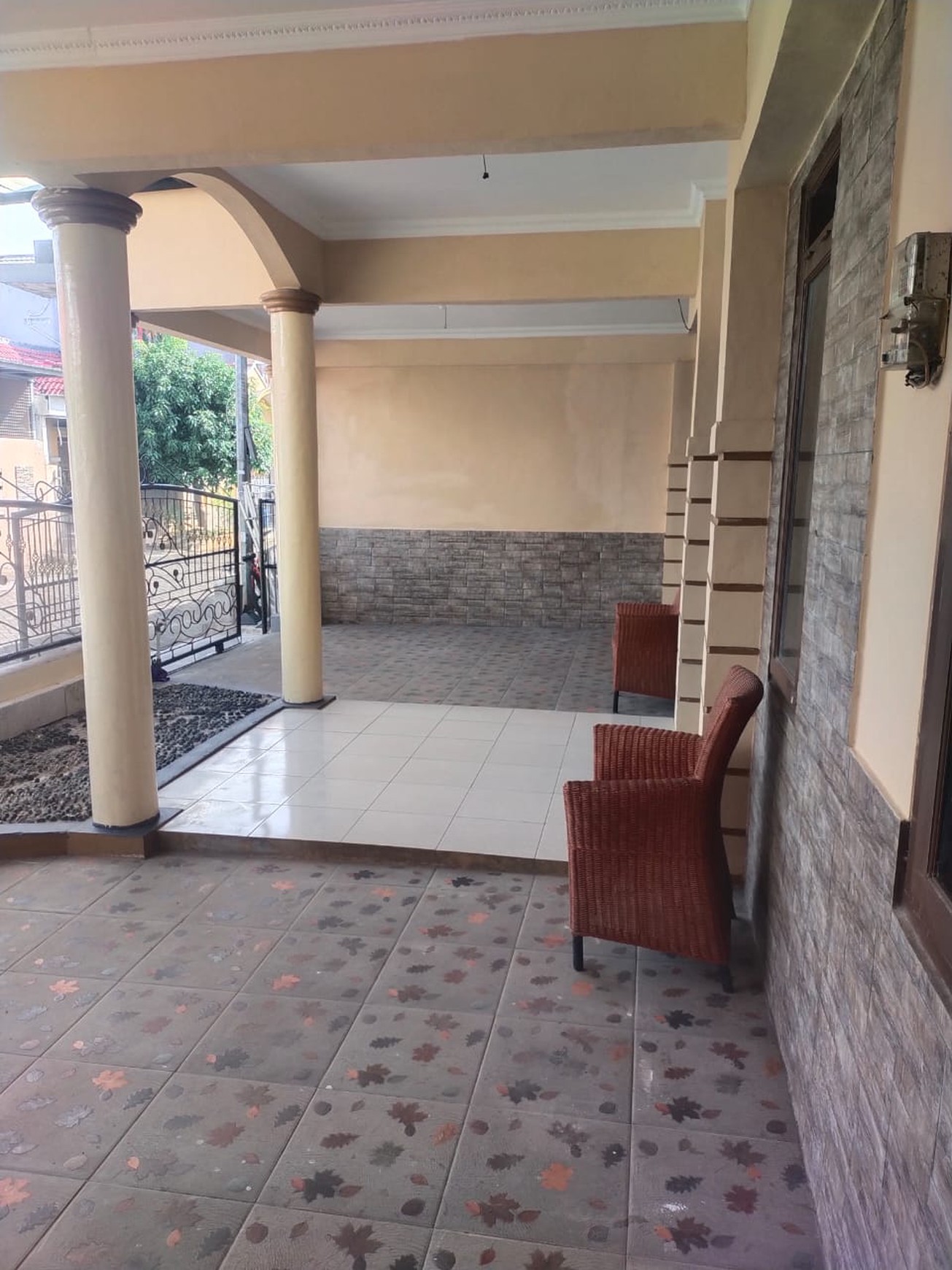 Rumah Gandeng  2 Lantai di Metland Transyogi Cibubur 