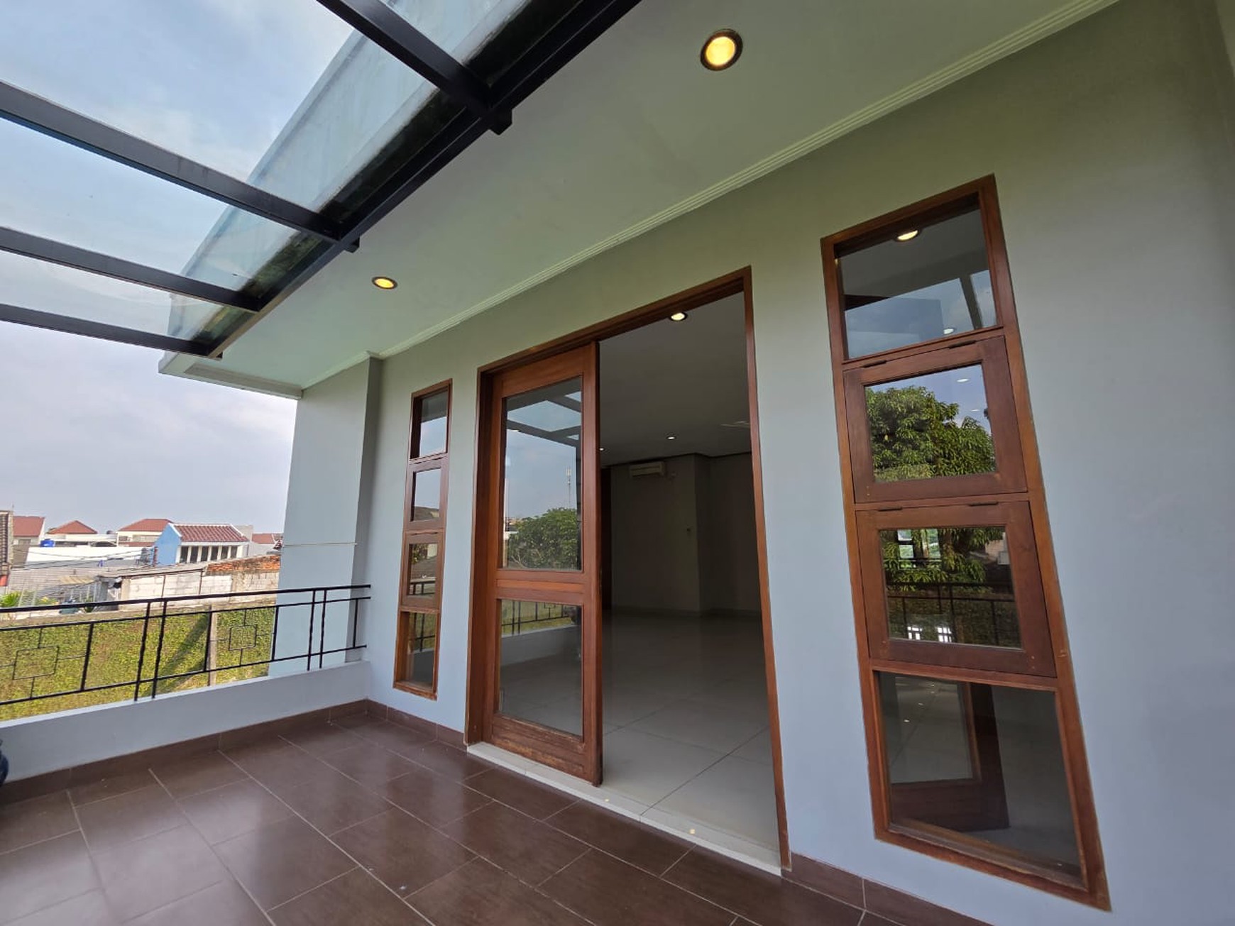 Rumah  LUX Siap Huni dengan s.pool private di rempoa 