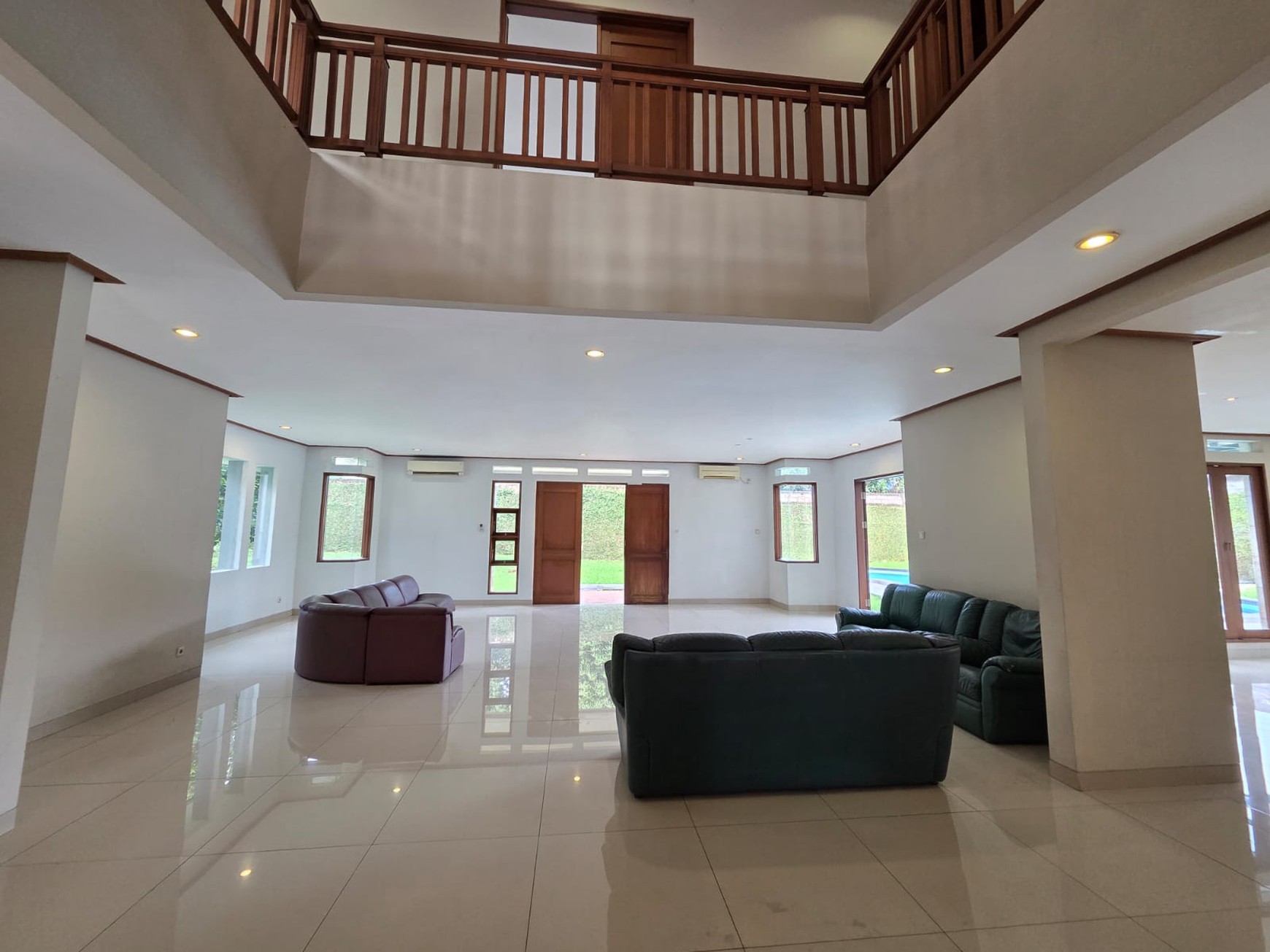 Rumah  LUX Siap Huni dengan s.pool private di rempoa 