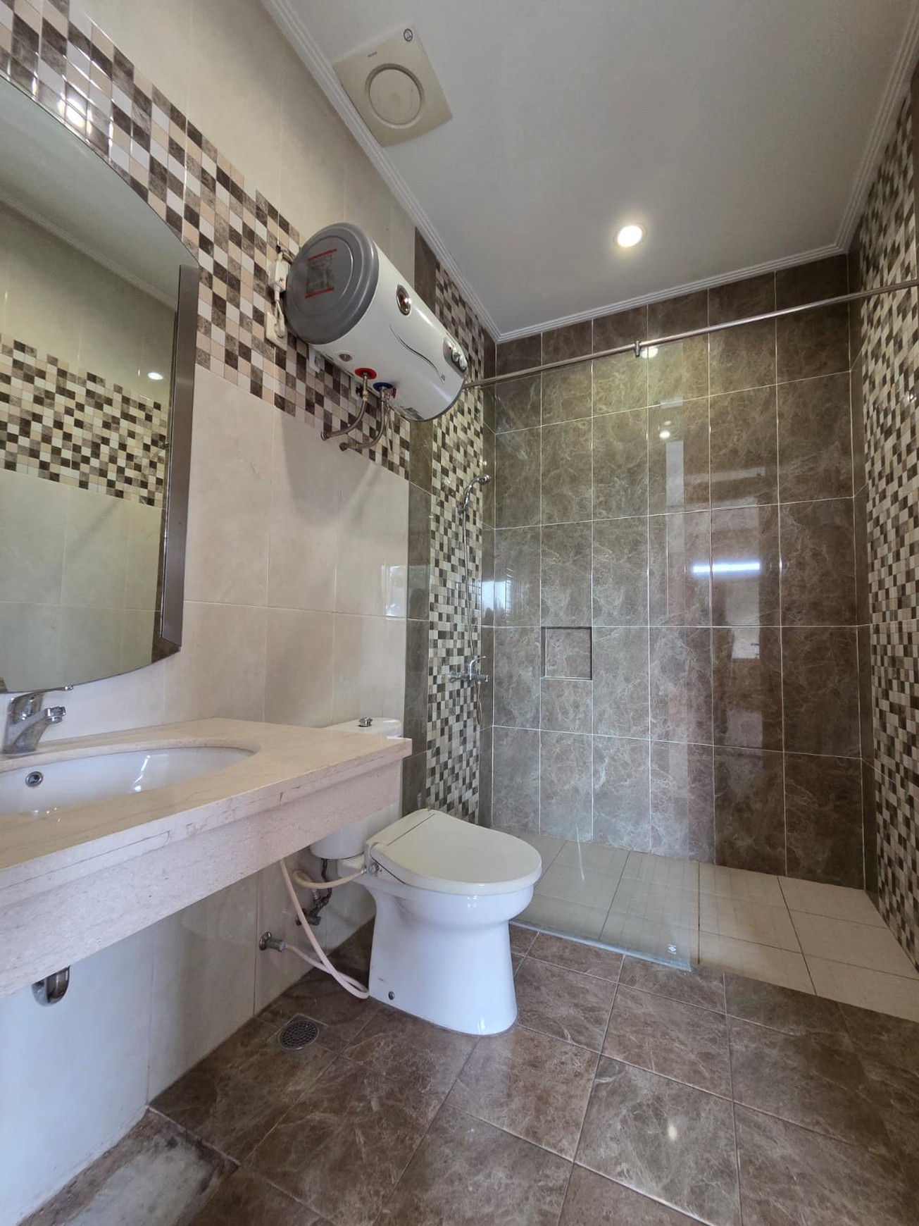 Rumah  LUX Siap Huni dengan s.pool private di rempoa 