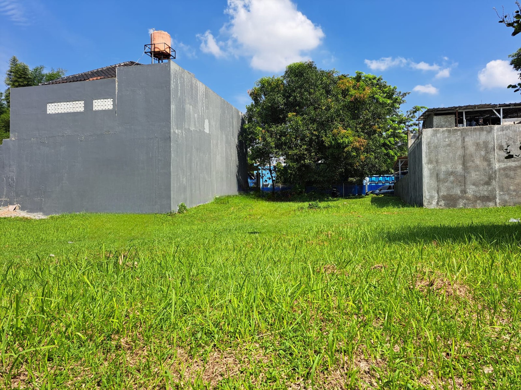 Kavling luas Nusa Dua Citragran Cibubur lingkungan asri