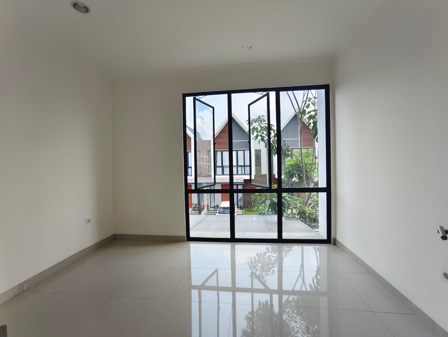 Rumah Baru Citra Gran dekat Tol