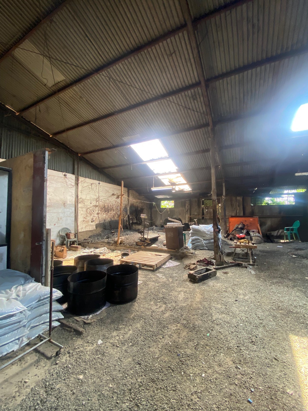 Gudang Siap Pakai di Cibubur - Lokasi Strategis, 5 Menit ke Tol Jagorawi