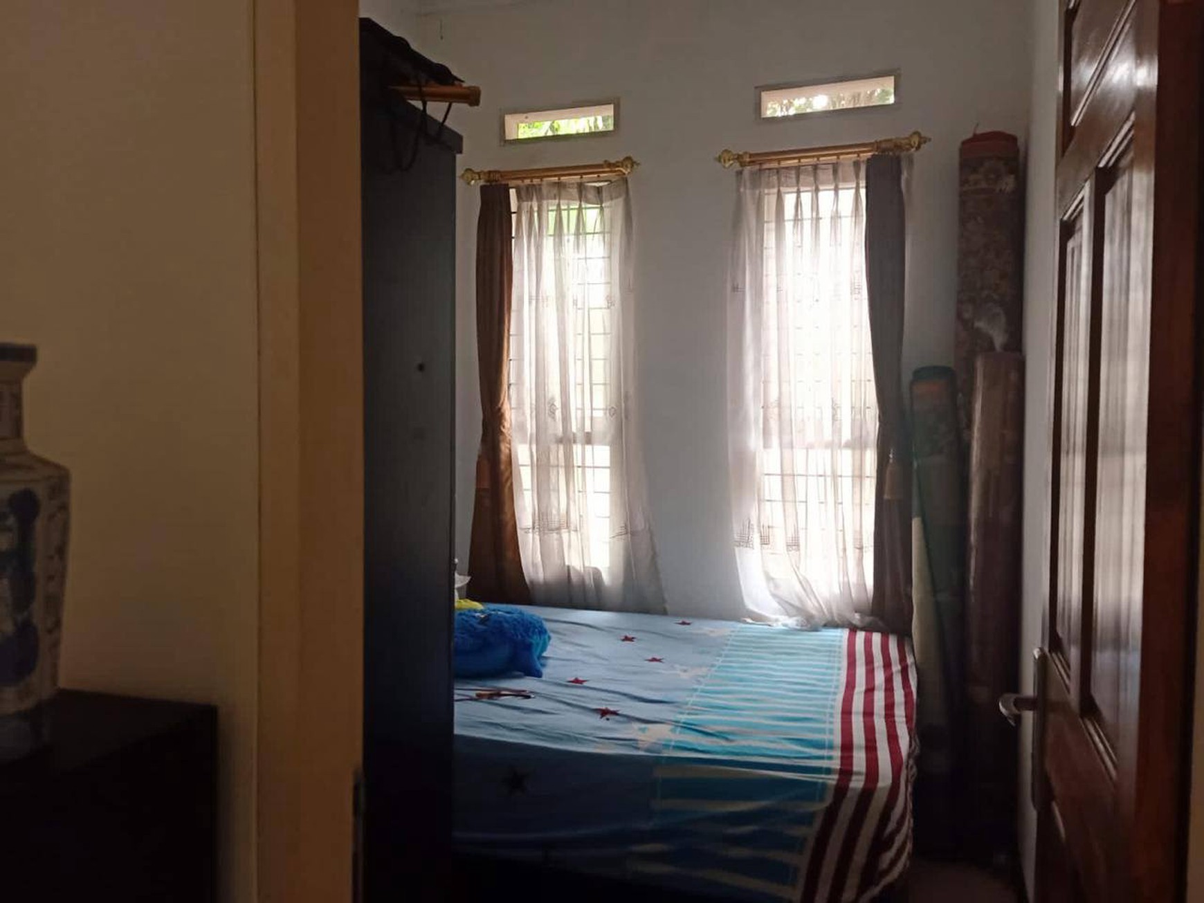 JUAL RUMAH NYAMAN SIAP HUNI LOKASI STRATEGIS DI JATIHANDAP 