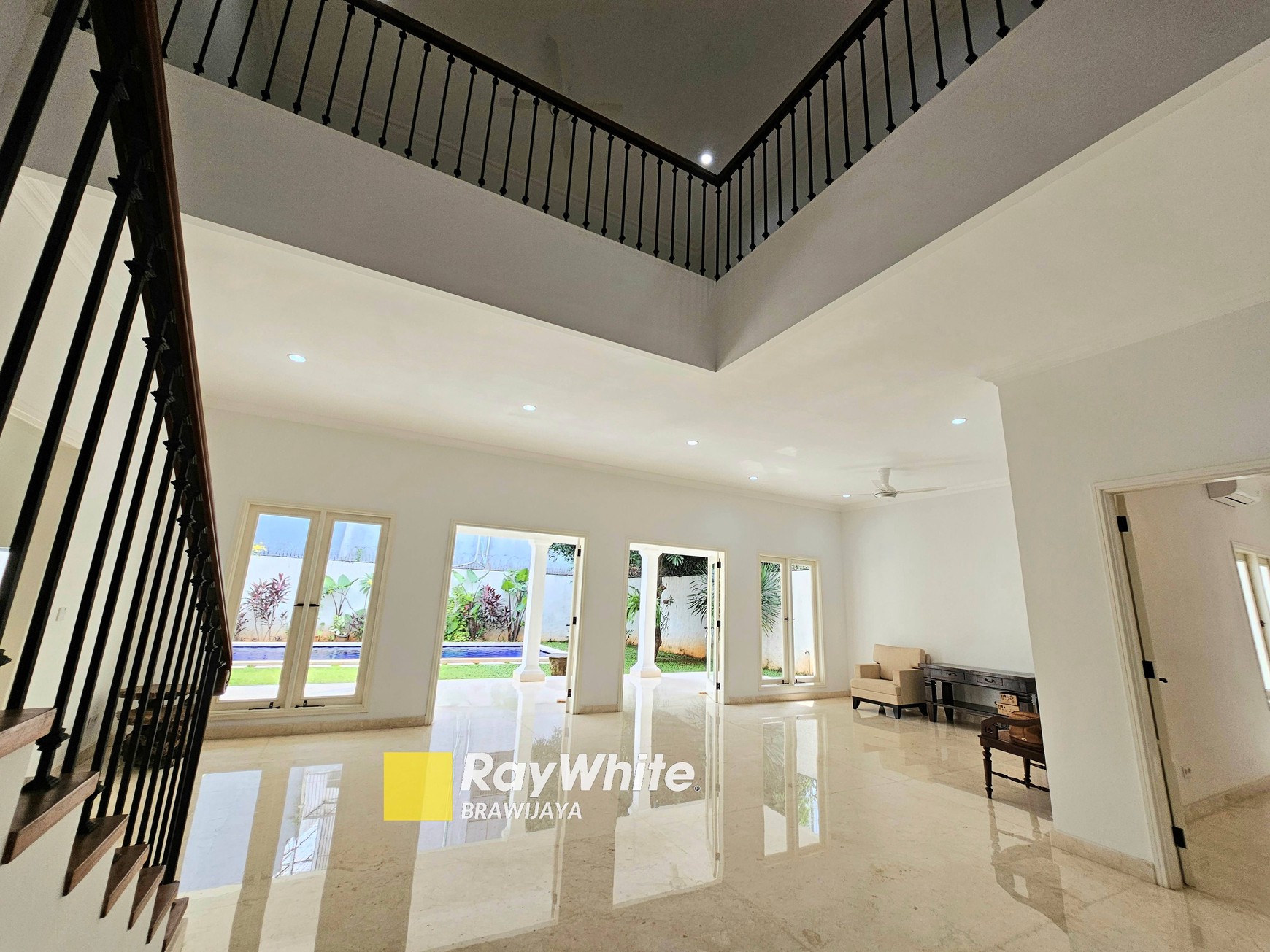Brand New House di Jalan Wijaya Kusuma, Cilandak, Jakarta Selatan, Siap Huni. 3 km ke MRT Fatmawati