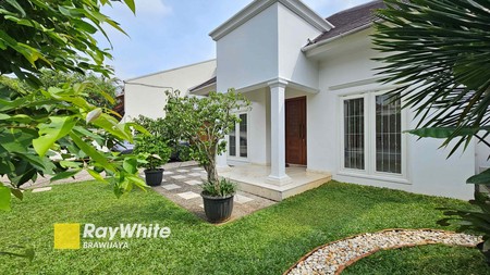 Newly Renovated House di Jalan Wijaya Kusuma, Cilandak, Jakarta Selatan, Siap Huni. 3 km ke MRT Fatmawati