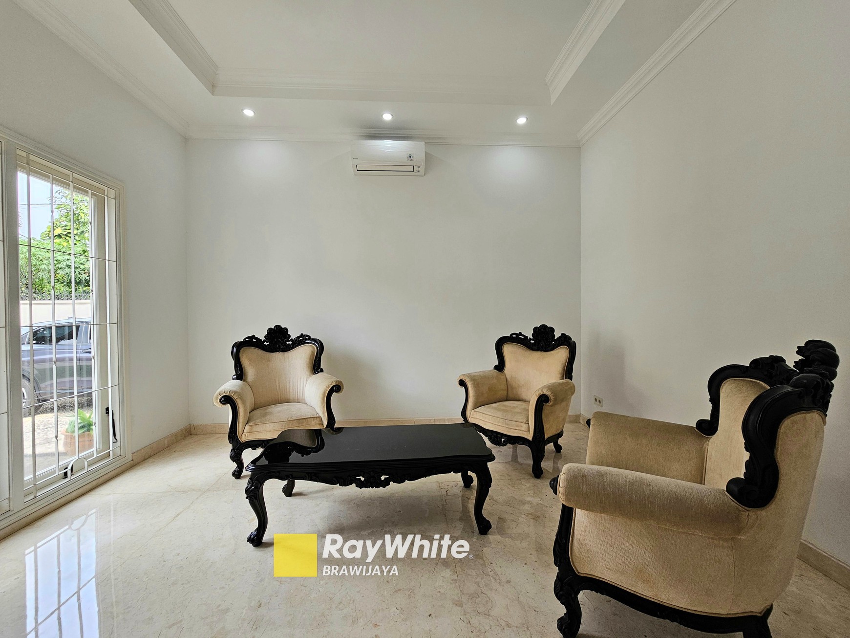 Brand New House di Jalan Wijaya Kusuma, Cilandak, Jakarta Selatan, Siap Huni. 3 km ke MRT Fatmawati
